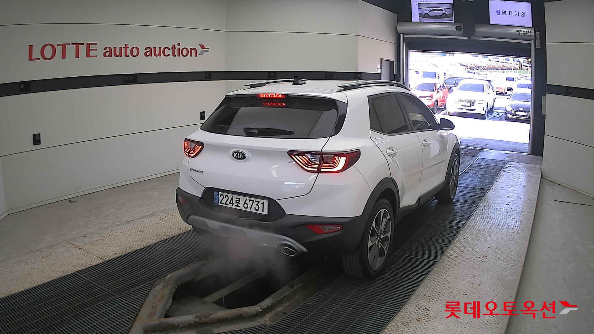 Kia Stonic id 3633636 из Кореи 20