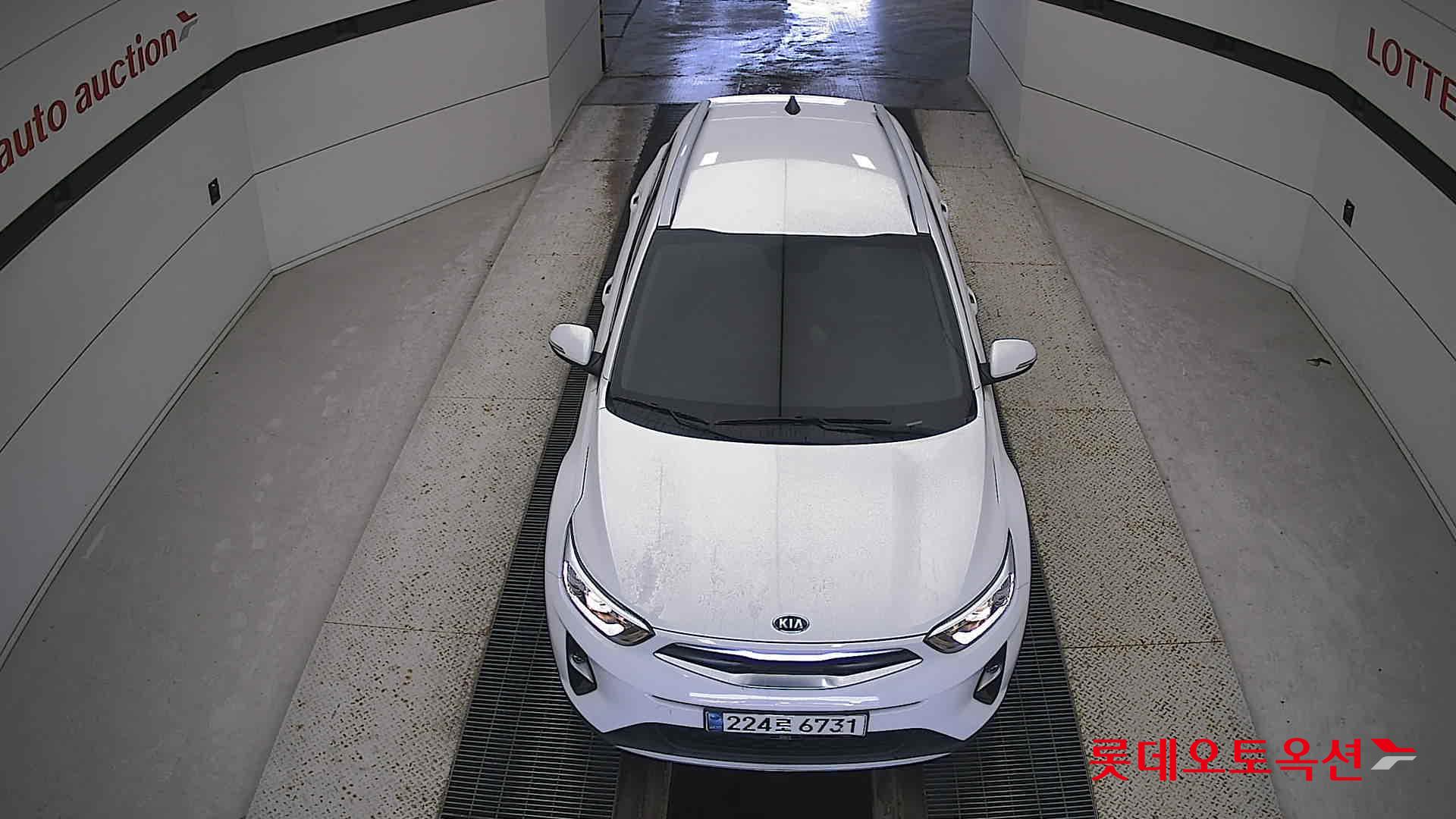 Kia Stonic id 3633636 из Кореи 25