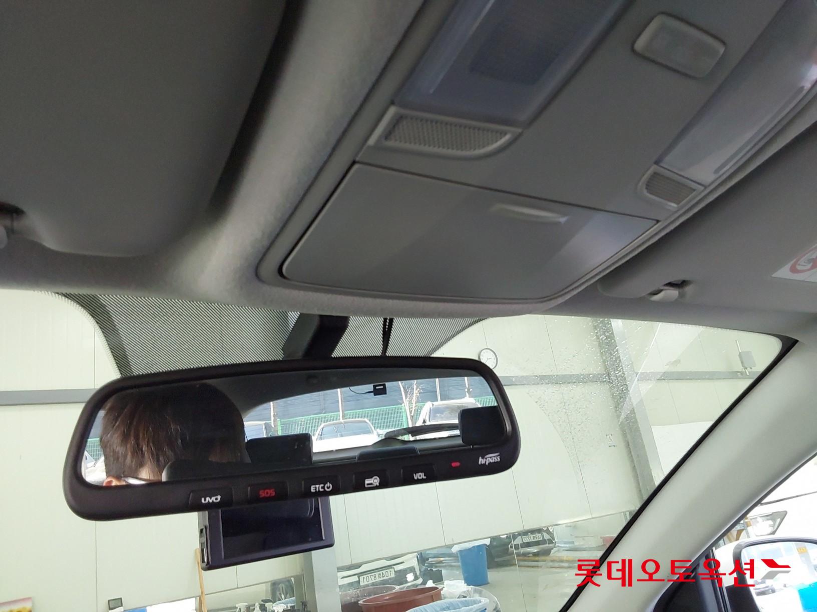 Kia Stonic id 3633636 из Кореи 31