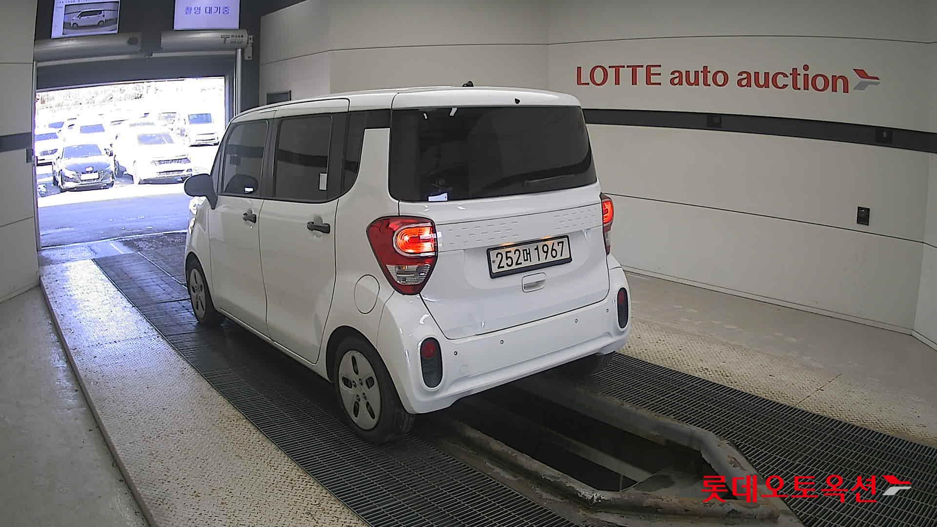 Kia Ray 2022 Белый из Кореи, фото 6