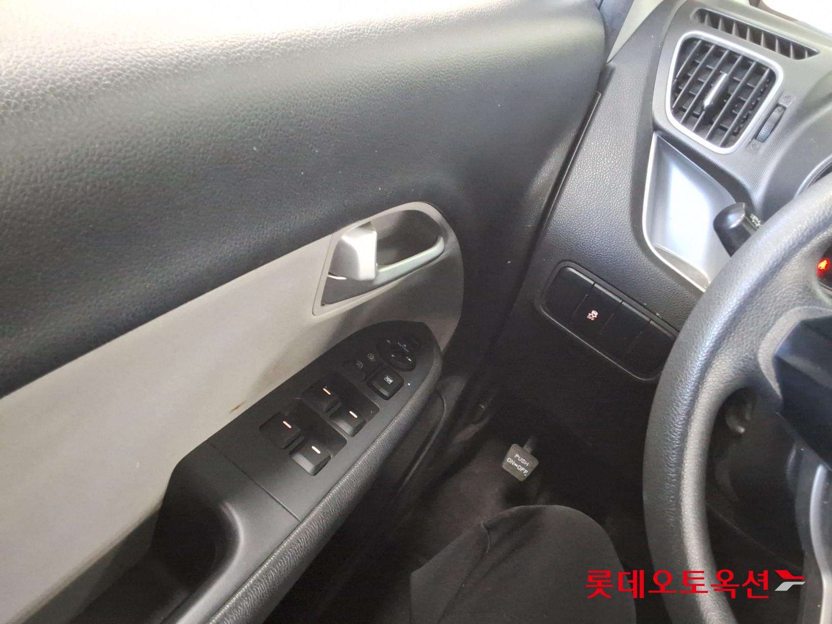 Kia Ray id 3633610 из Кореи 28