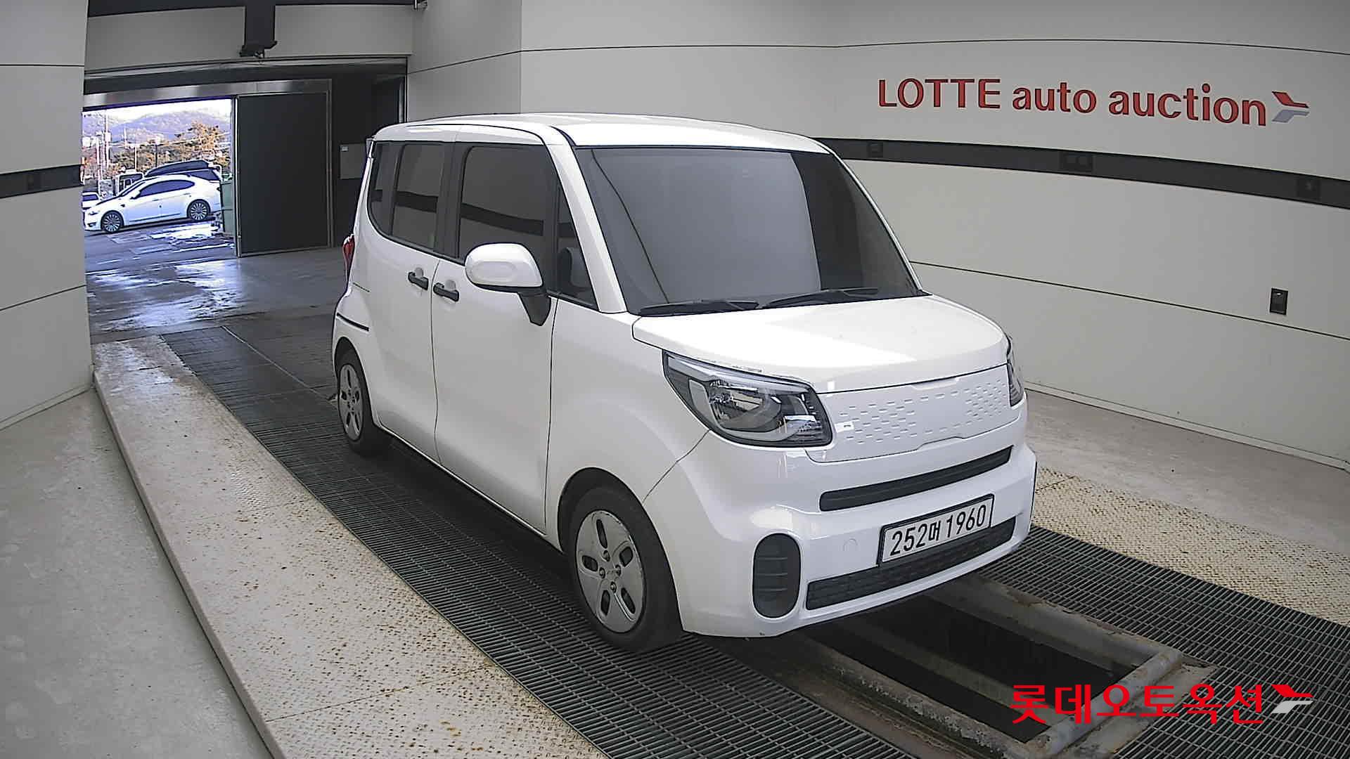 Kia Ray 2022 Белый из Кореи, фото 2