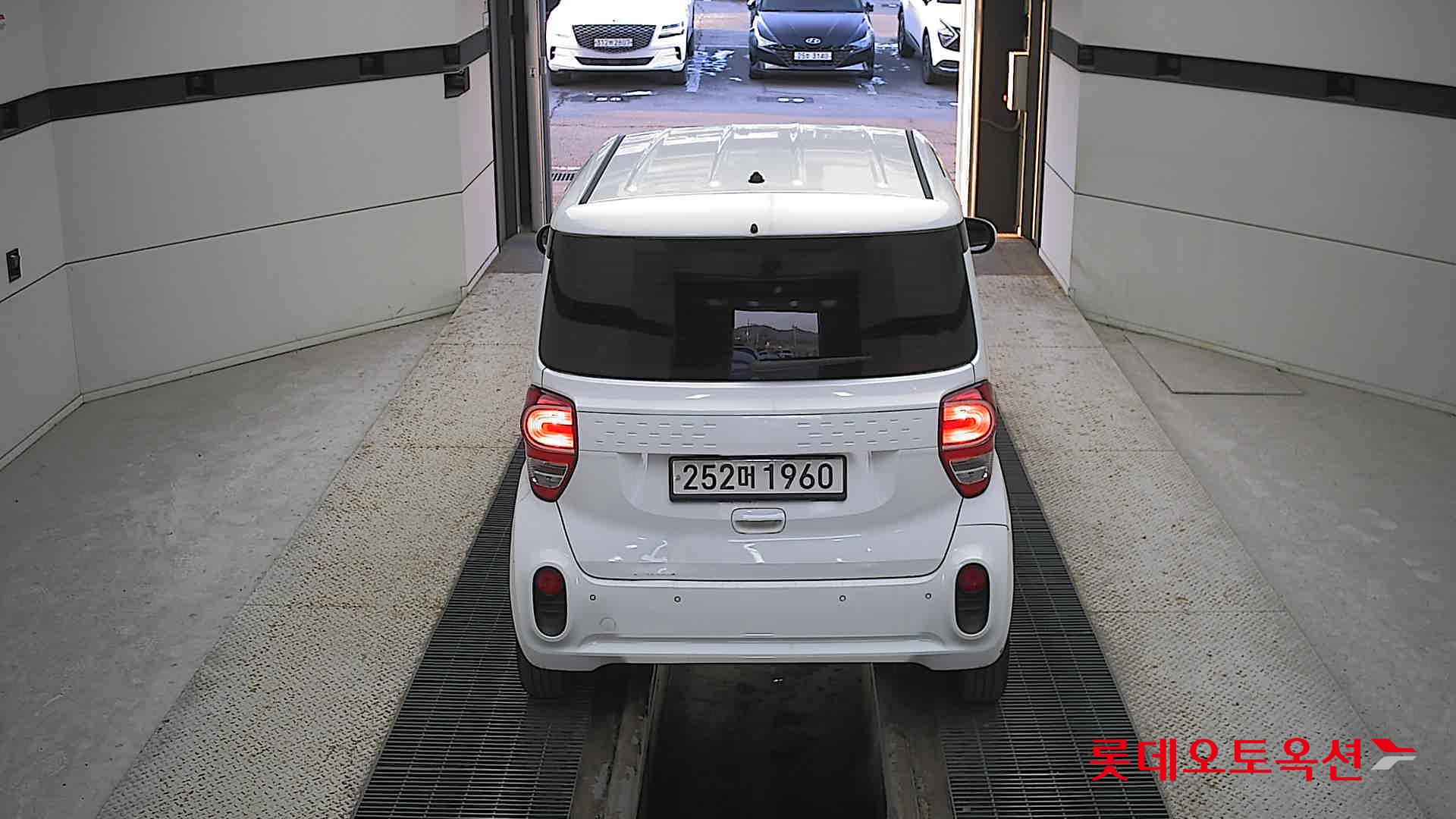 Kia Ray 2022 Белый из Кореи, фото 5