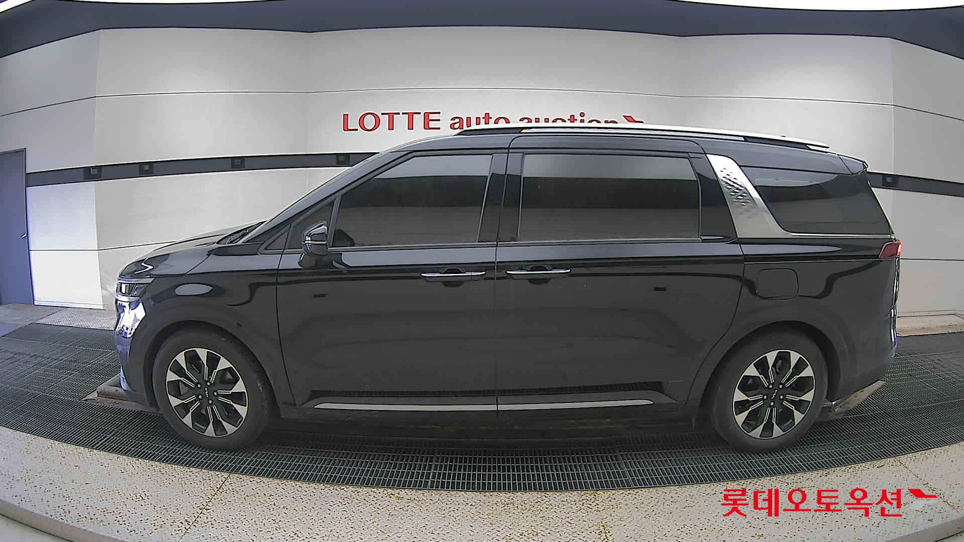 Kia Carnival id 3633657 из Кореи 7