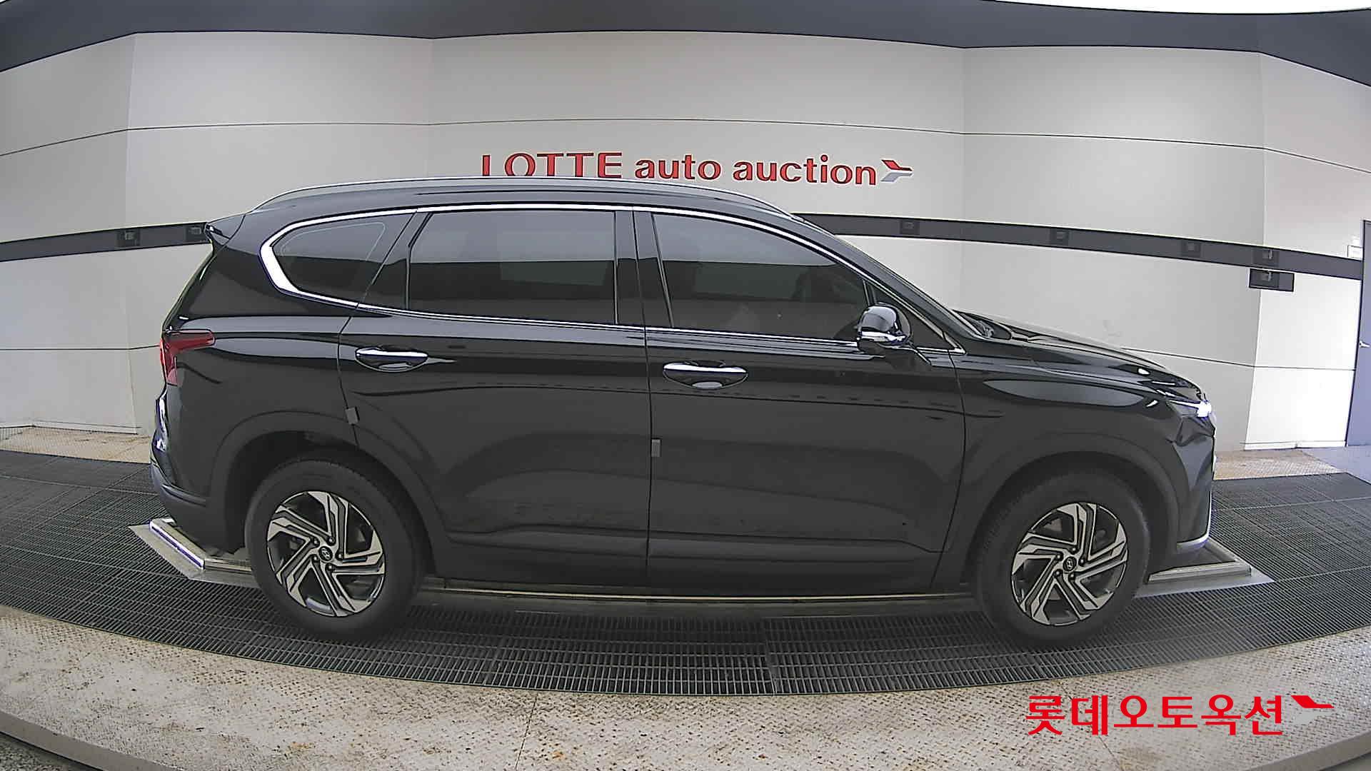 Hyundai SANTAFE - 21