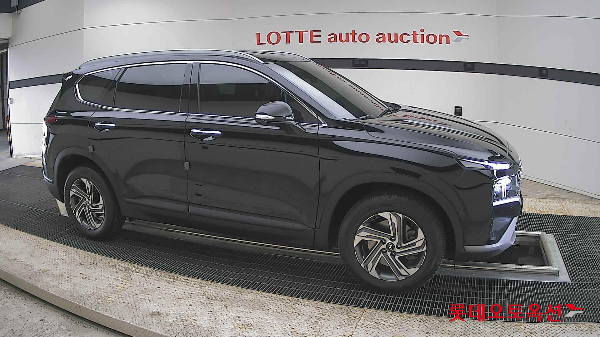 Hyundai SANTAFE - 22