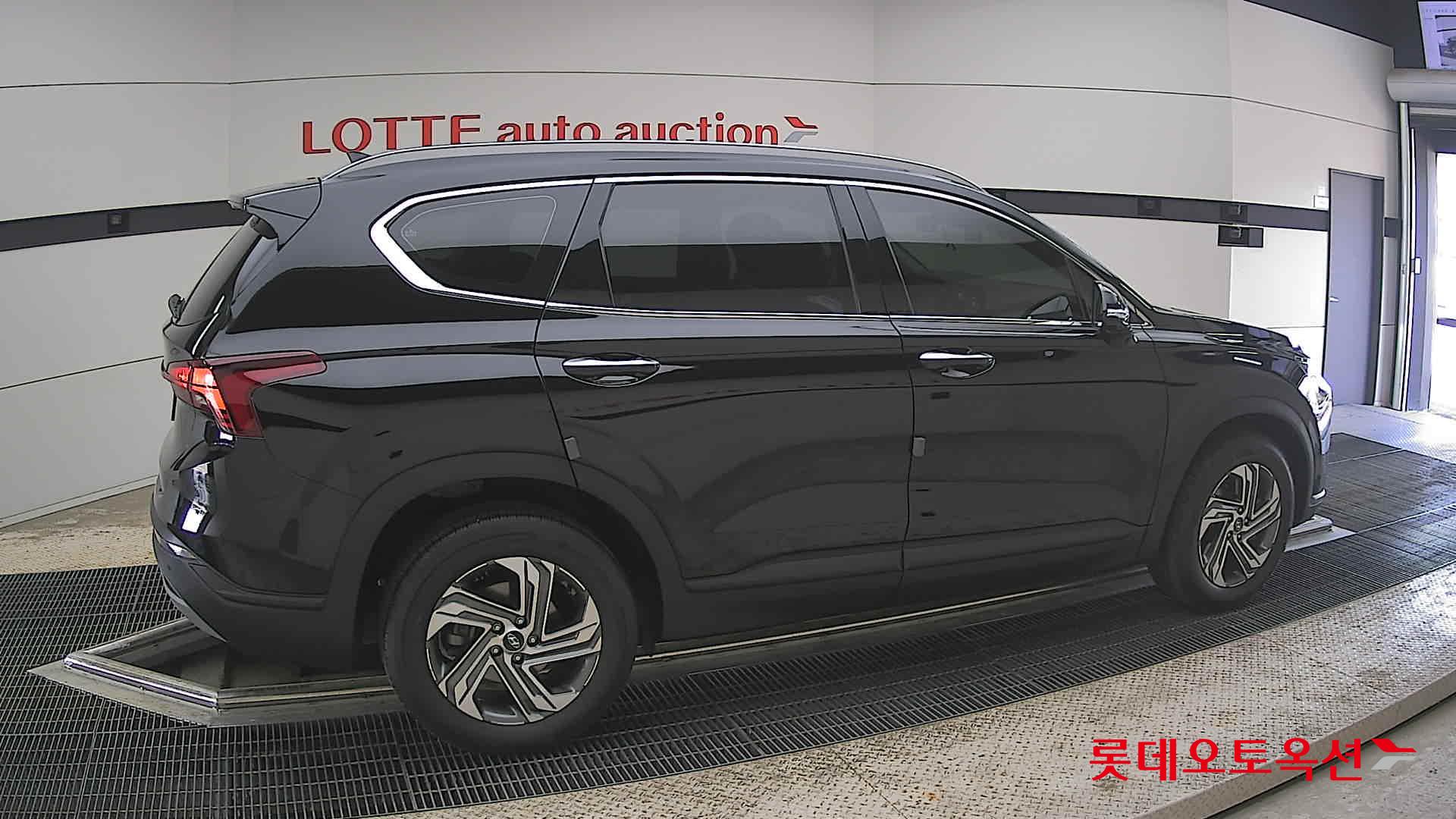 Hyundai SANTAFE - 20