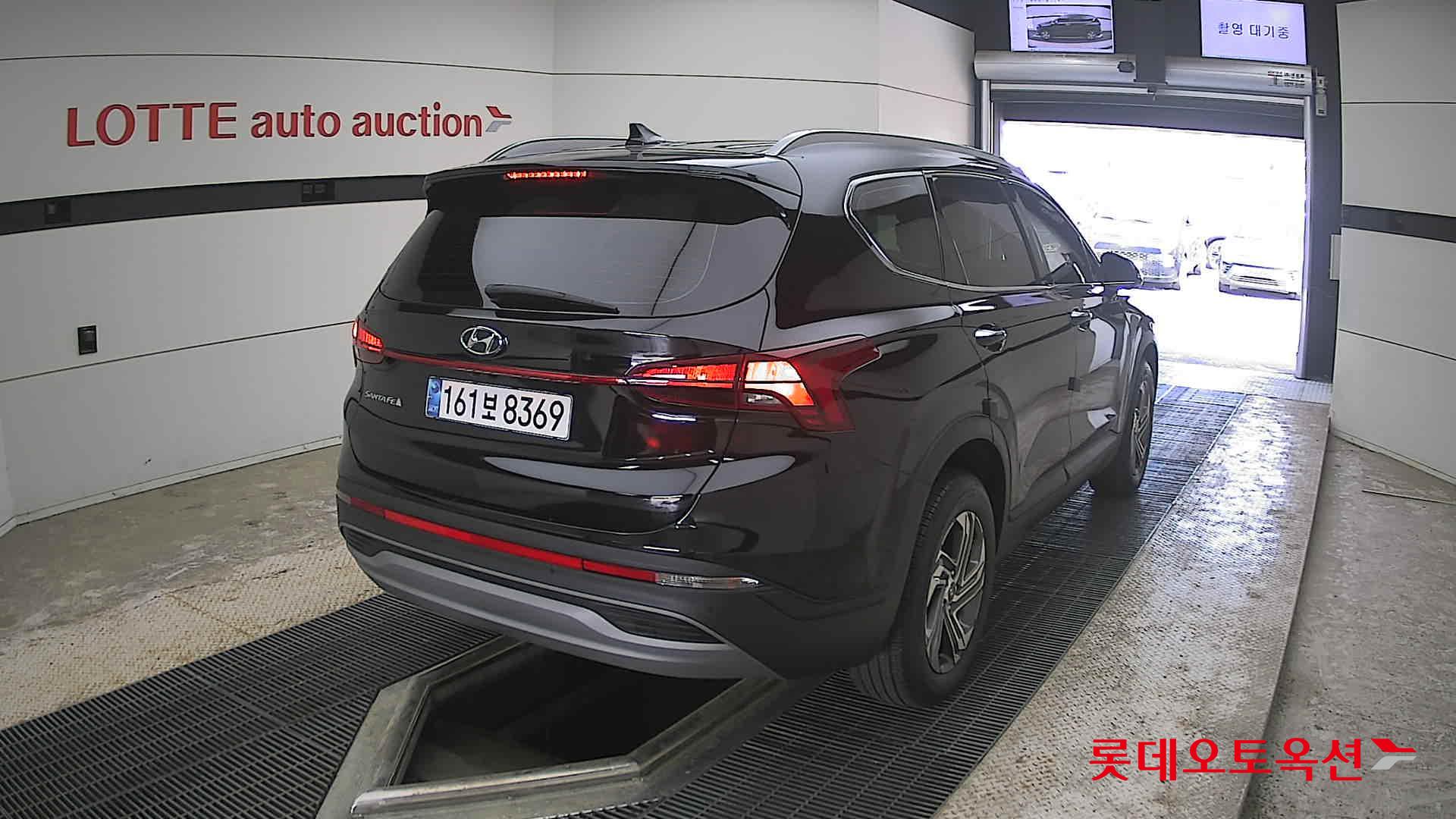 Hyundai SANTAFE - 18
