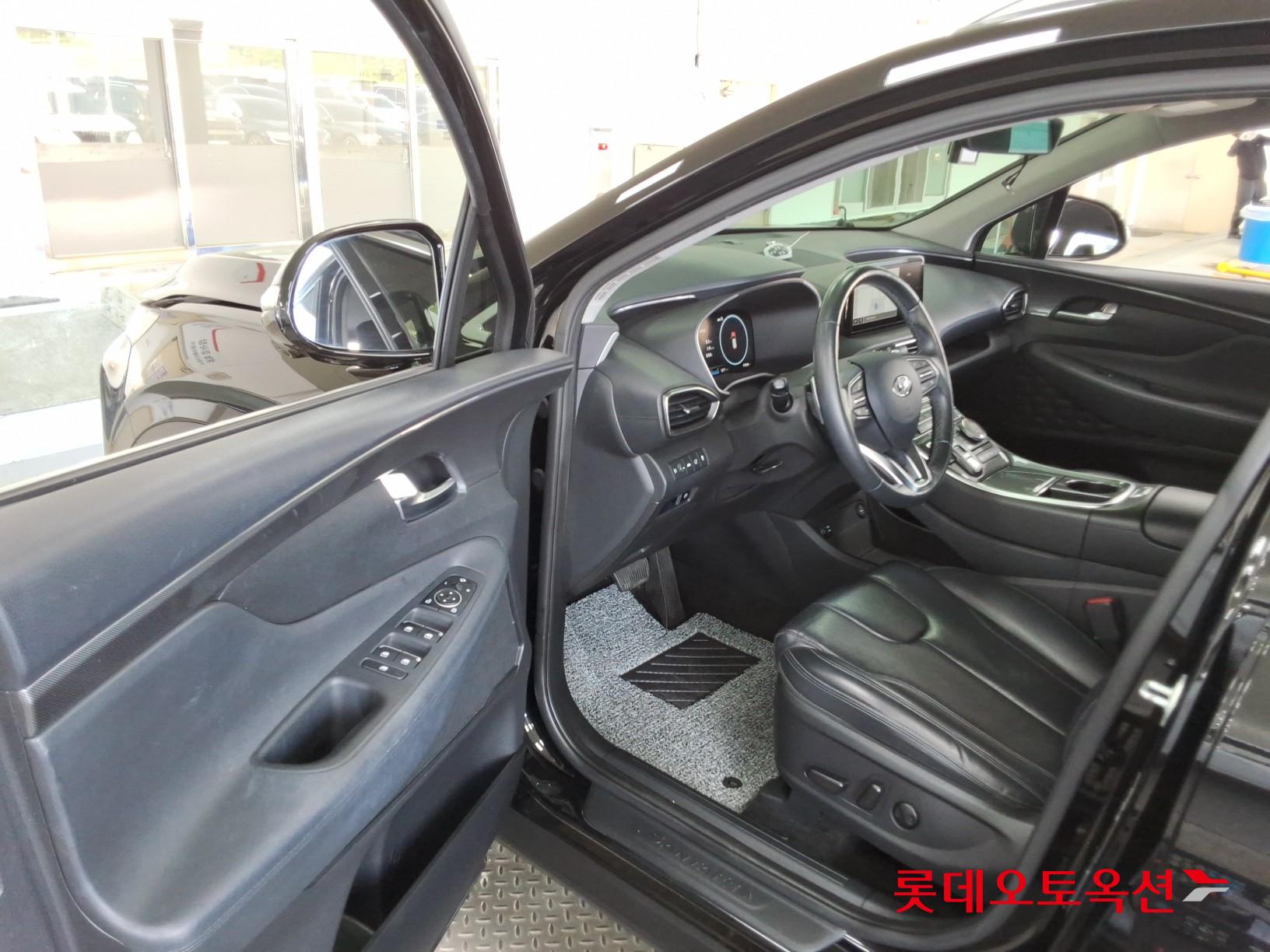 Hyundai SANTAFE - 35