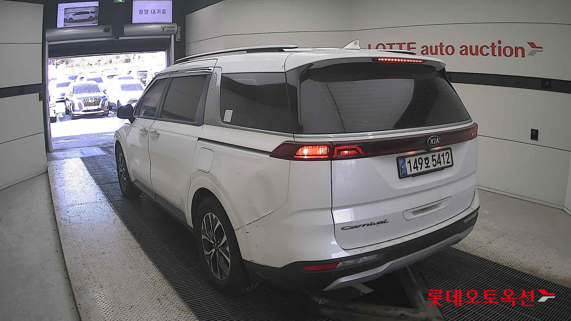 Kia Carnival id 3628848 из Кореи 9