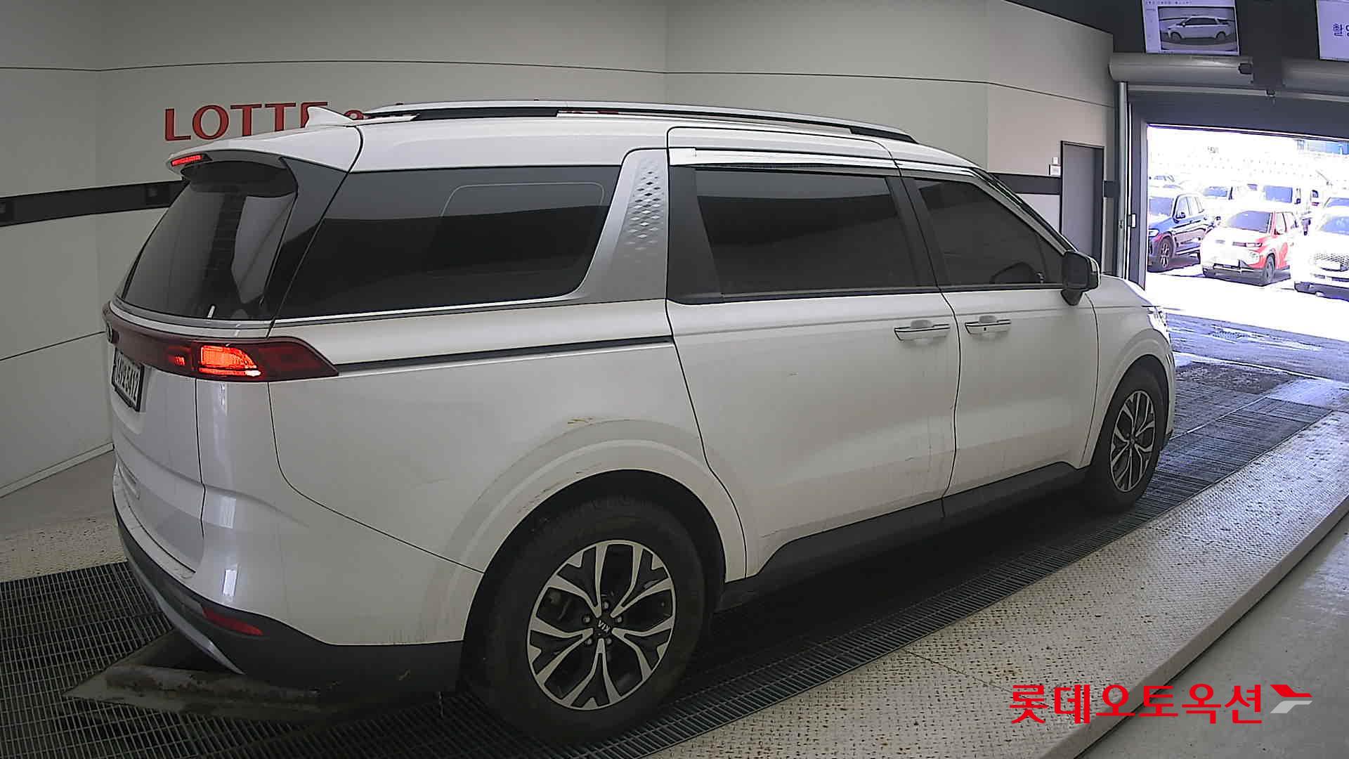 Kia Carnival id 3628848 из Кореи 19