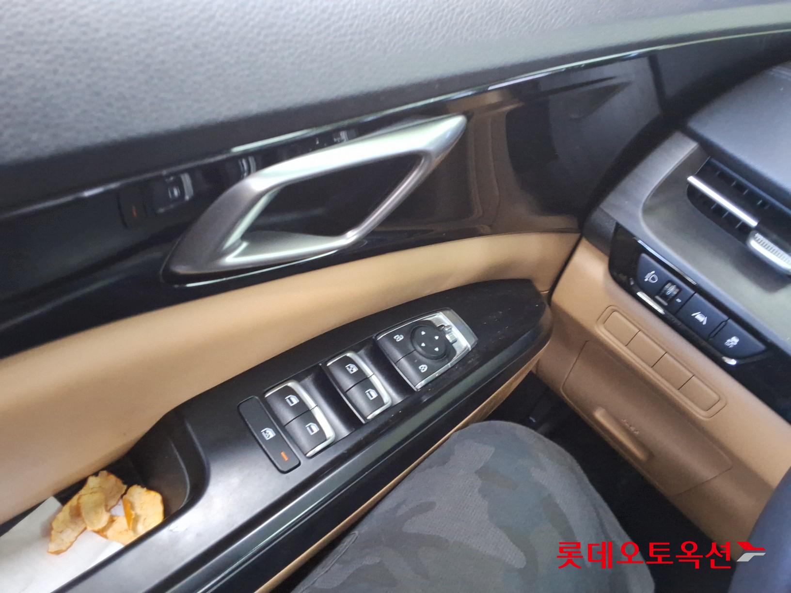 Kia Carnival id 3628848 из Кореи 28