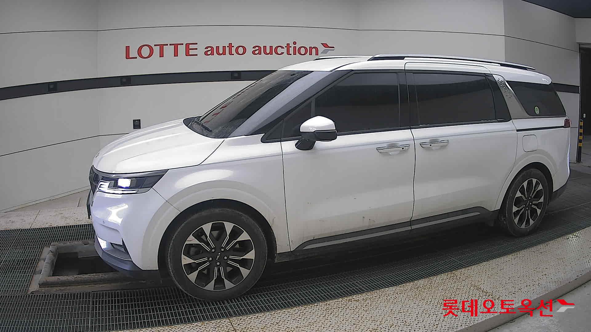 Kia Carnival id 3628820 из Кореи 12