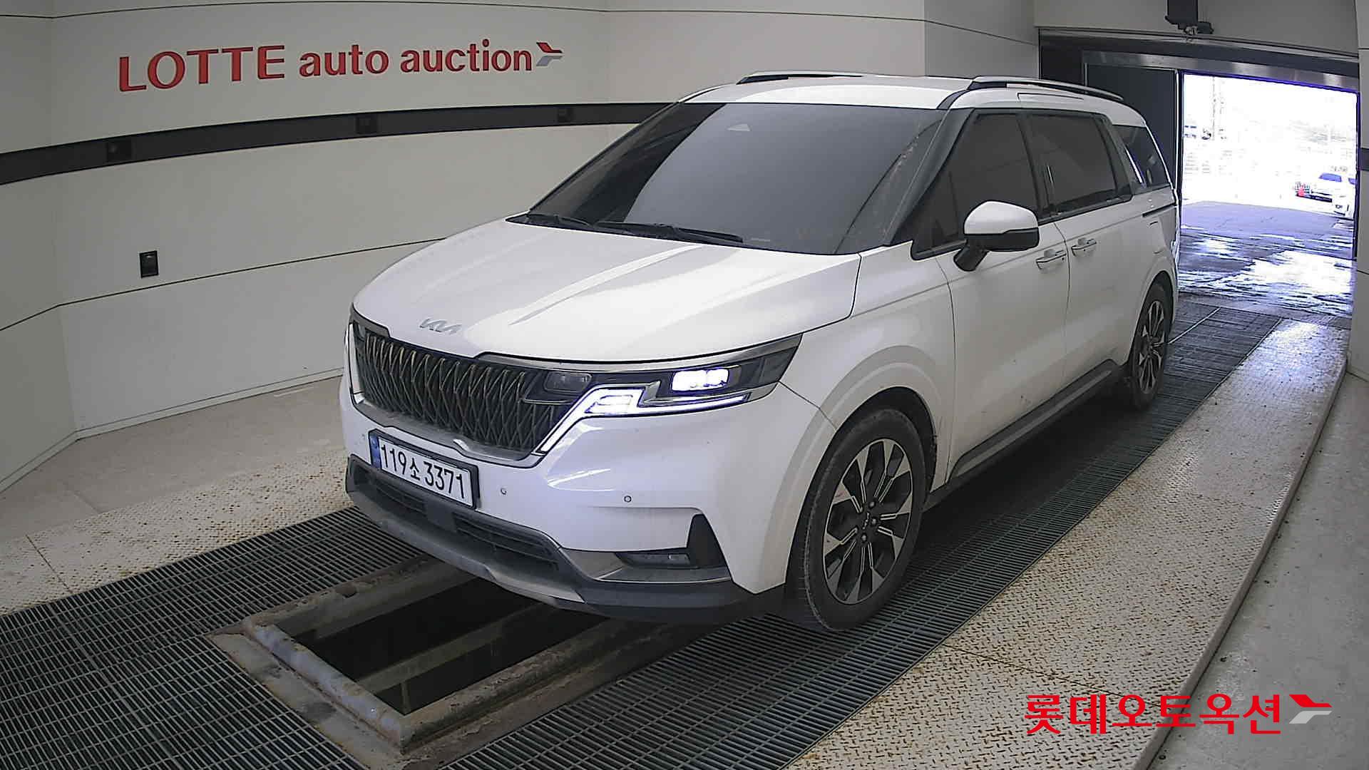 Kia Carnival id 3628820 из Кореи 14