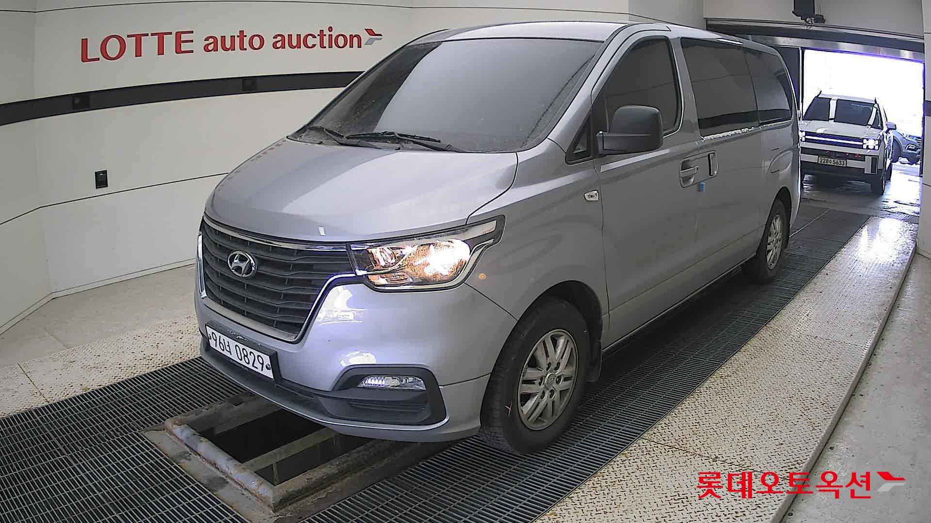 Hyundai Grand Starex id 3628794 из Кореи 14