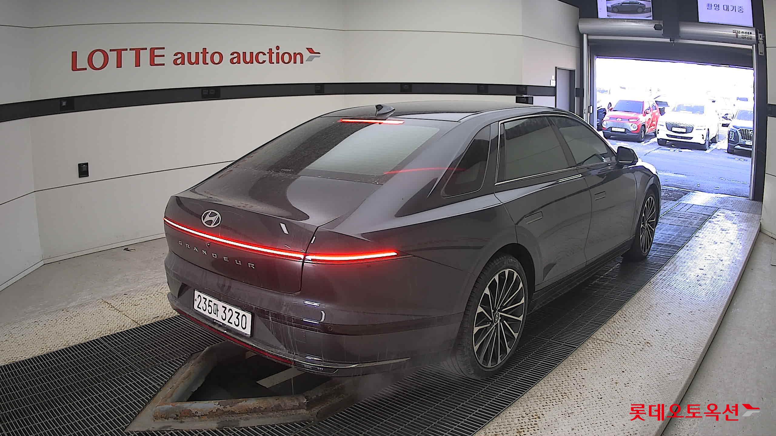 Hyundai Grandeur Hybrid 2023 Другое из Кореи, фото 4