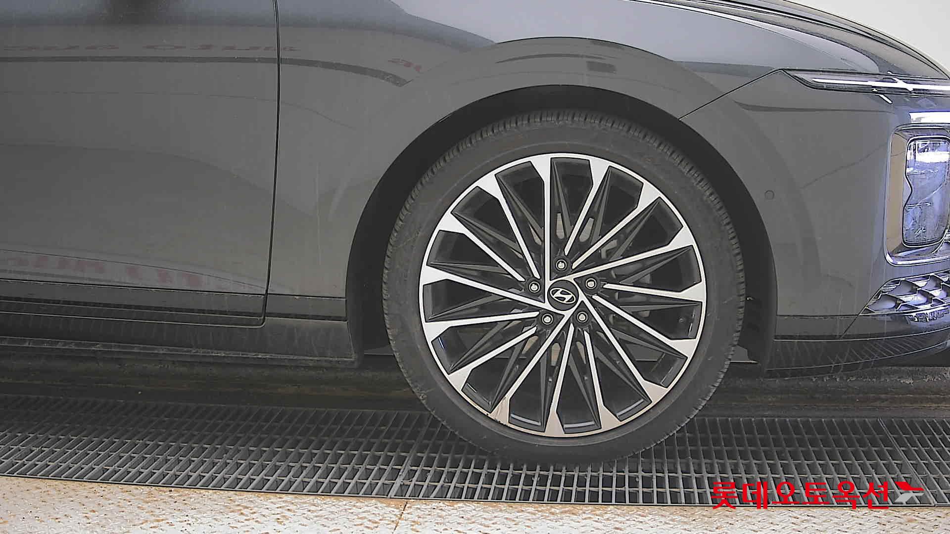 Hyundai Grandeur Hybrid id 3633592 из Кореи 23