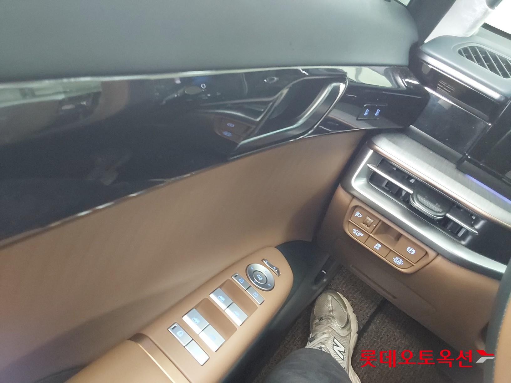 Hyundai Grandeur Hybrid id 3633592 из Кореи 28