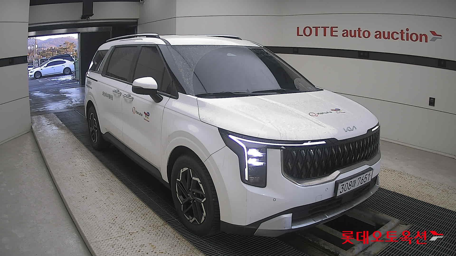 Kia Carnival 2025 Белый из Кореи, фото 2