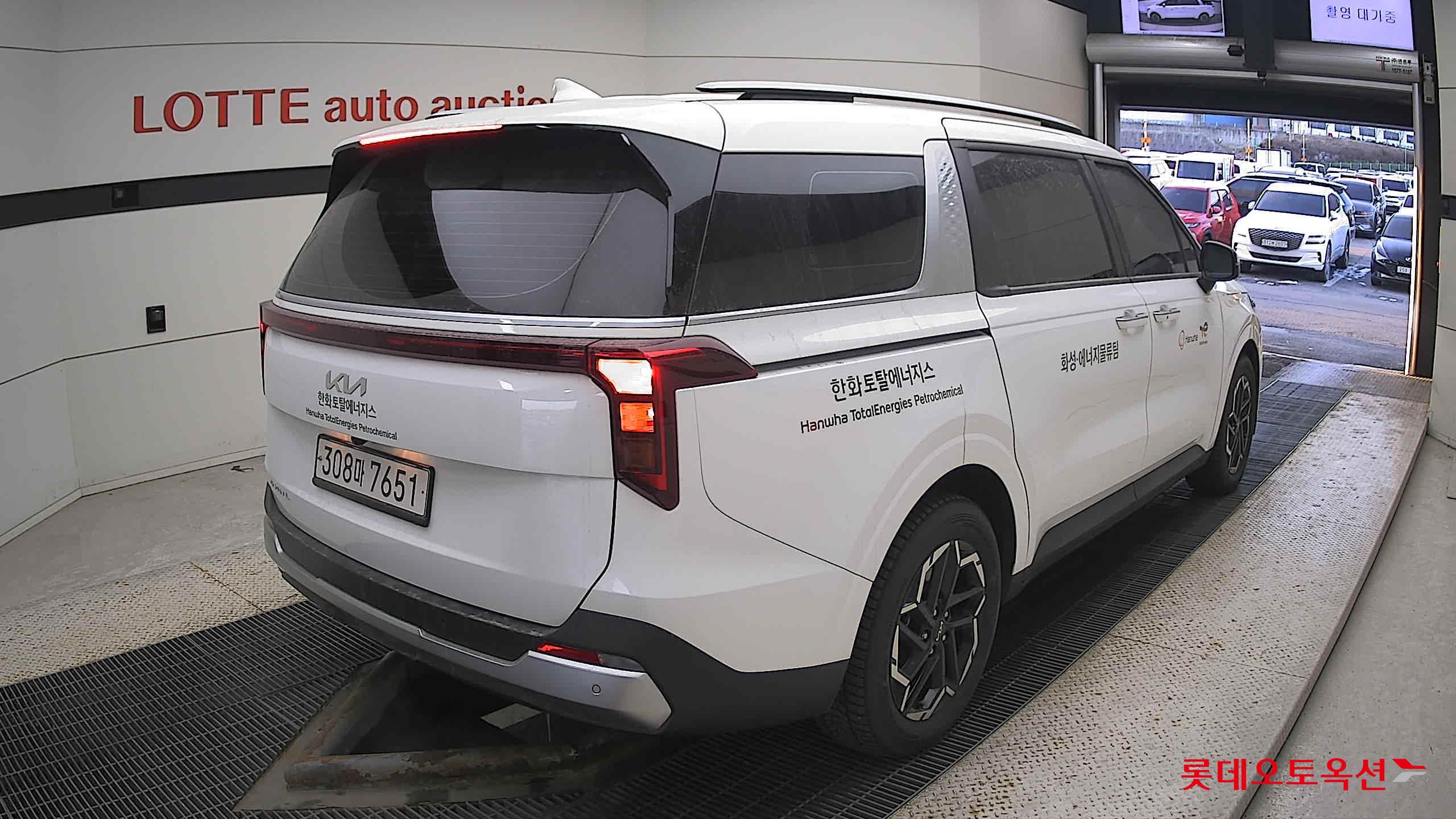 Kia Carnival 2025 Белый из Кореи, фото 4