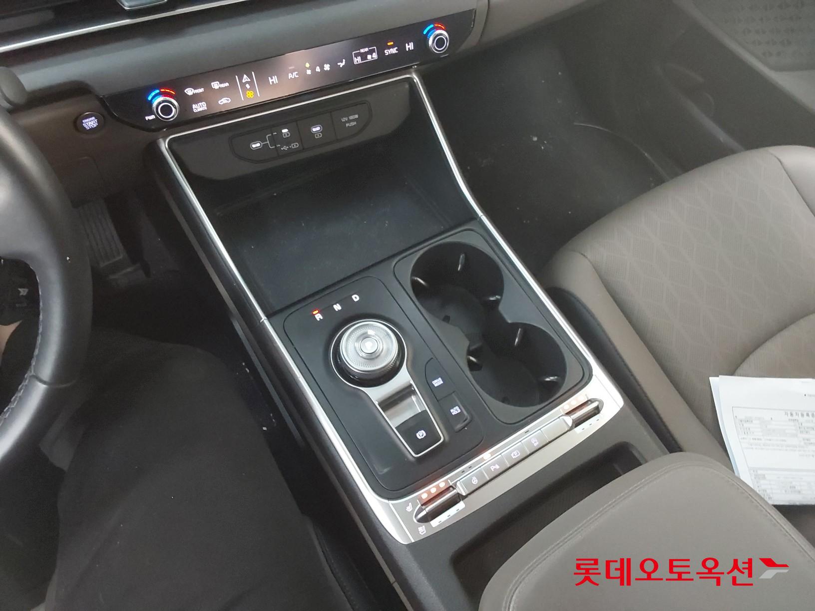 Kia Carnival id 3633622 из Кореи 33