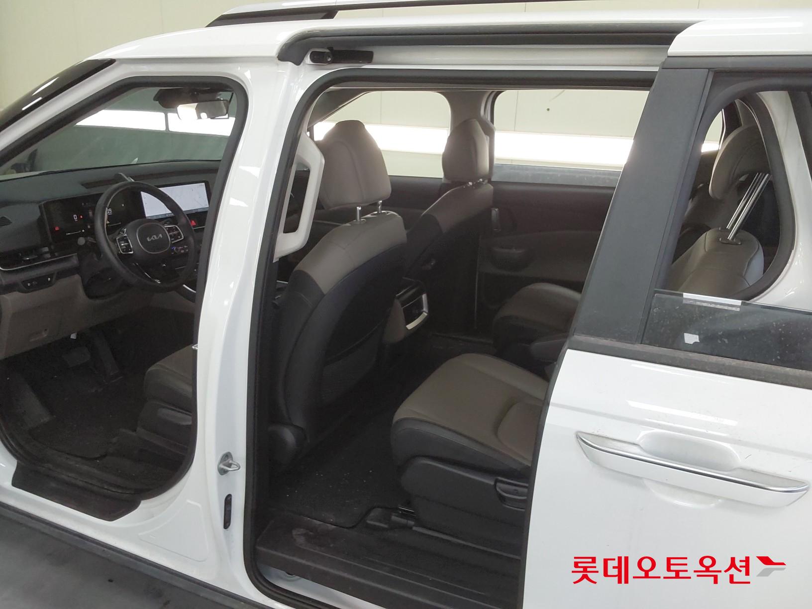 Kia Carnival id 3633622 из Кореи 36