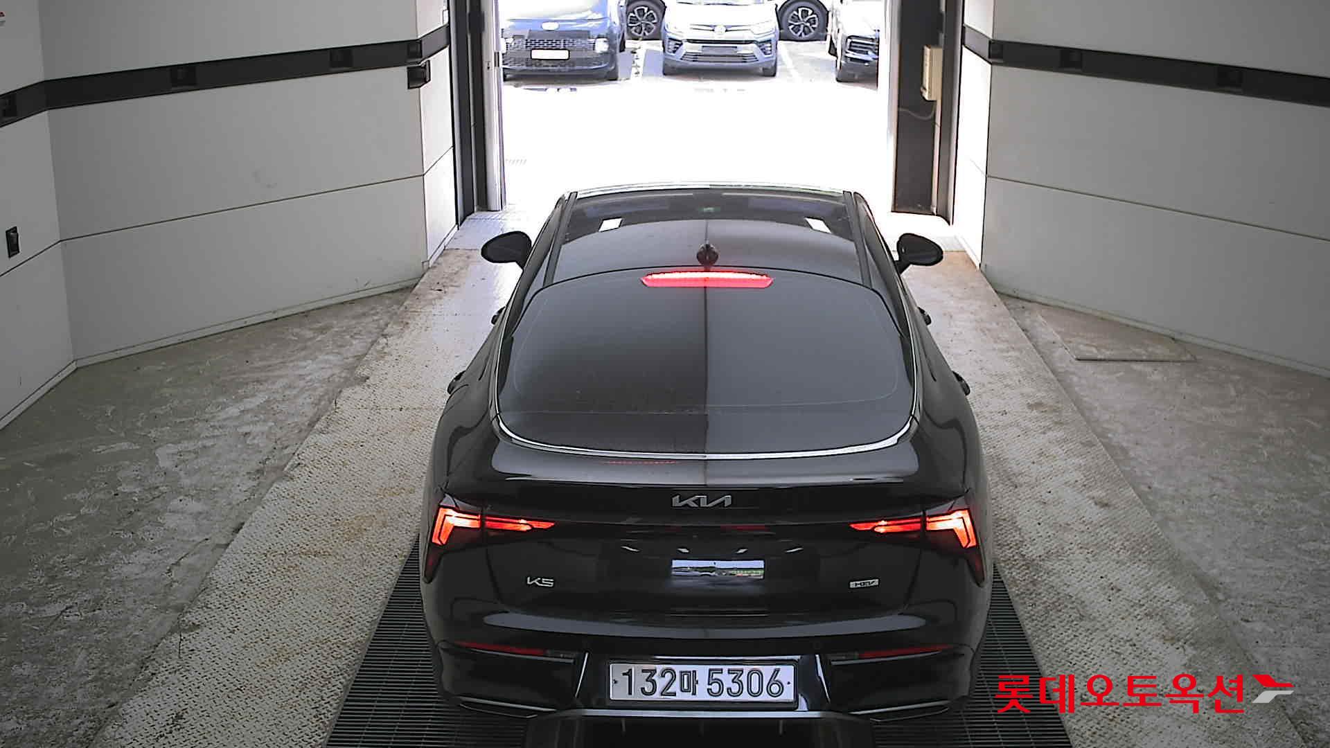 Kia K5 - 17