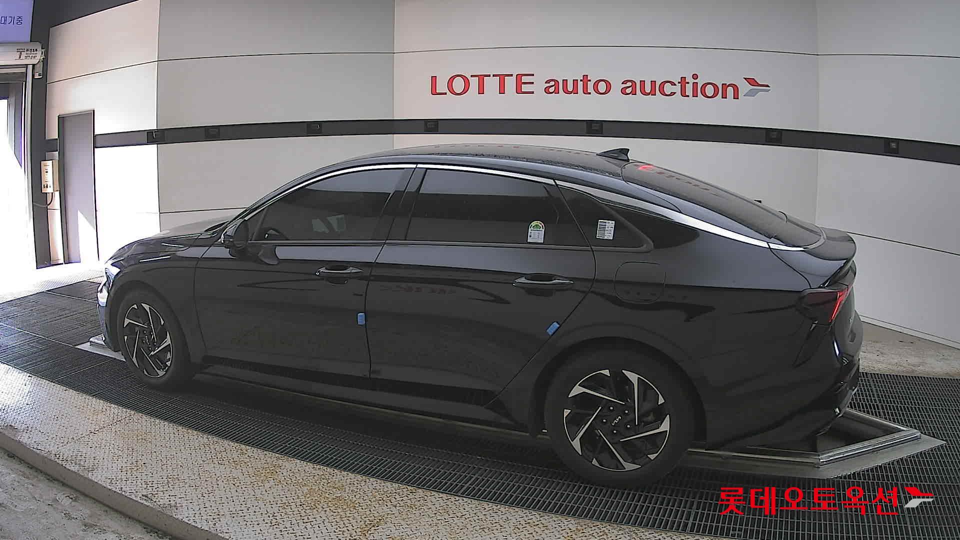 Kia K5 - 14