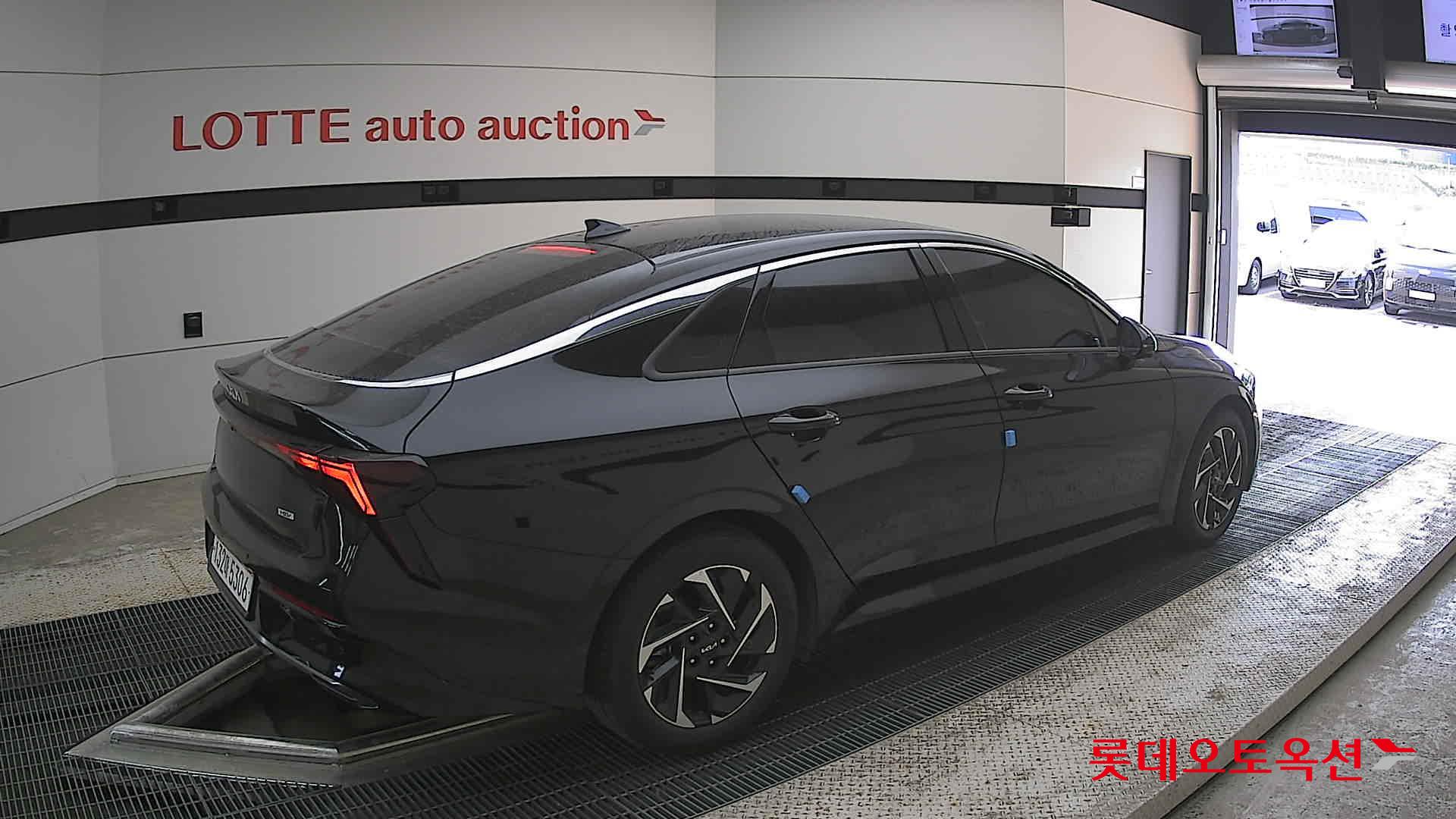 Kia K5 - 19