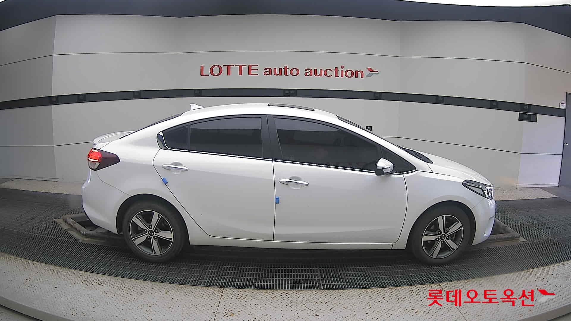 Kia K3 2018 Белый из Кореи, фото 3