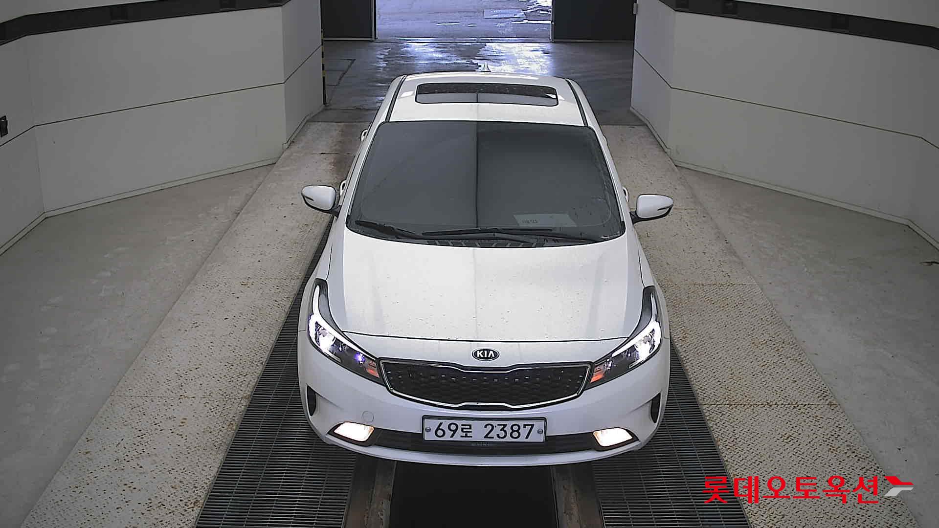 Kia K3 id 3633625 из Кореи 8