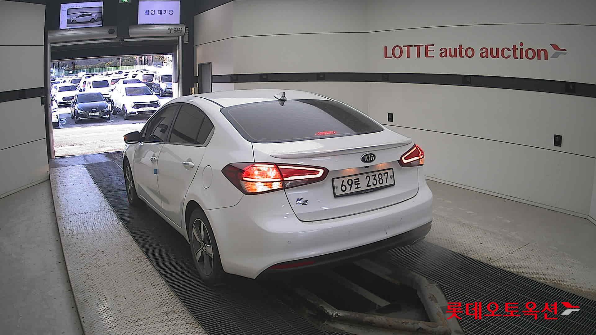 Kia K3 id 3633625 из Кореи 9