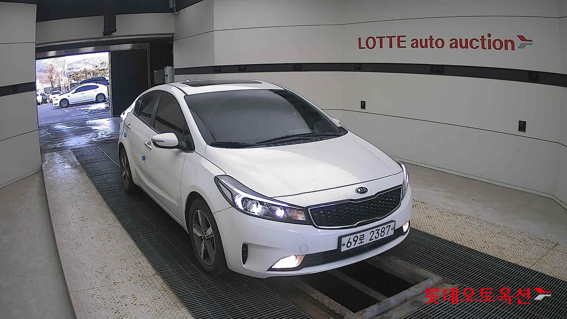 Kia K3 id 3633625 из Кореи 15