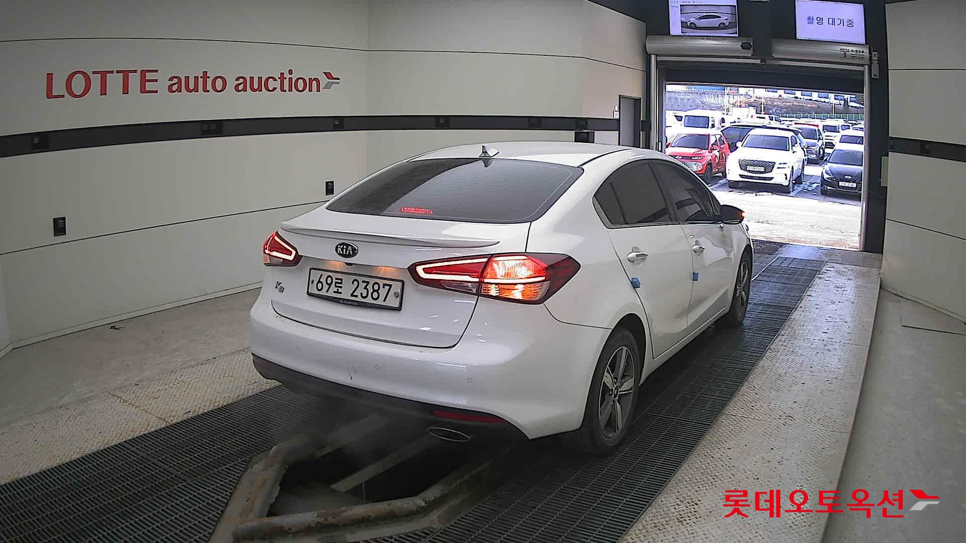 Kia K3 id 3633625 из Кореи 20