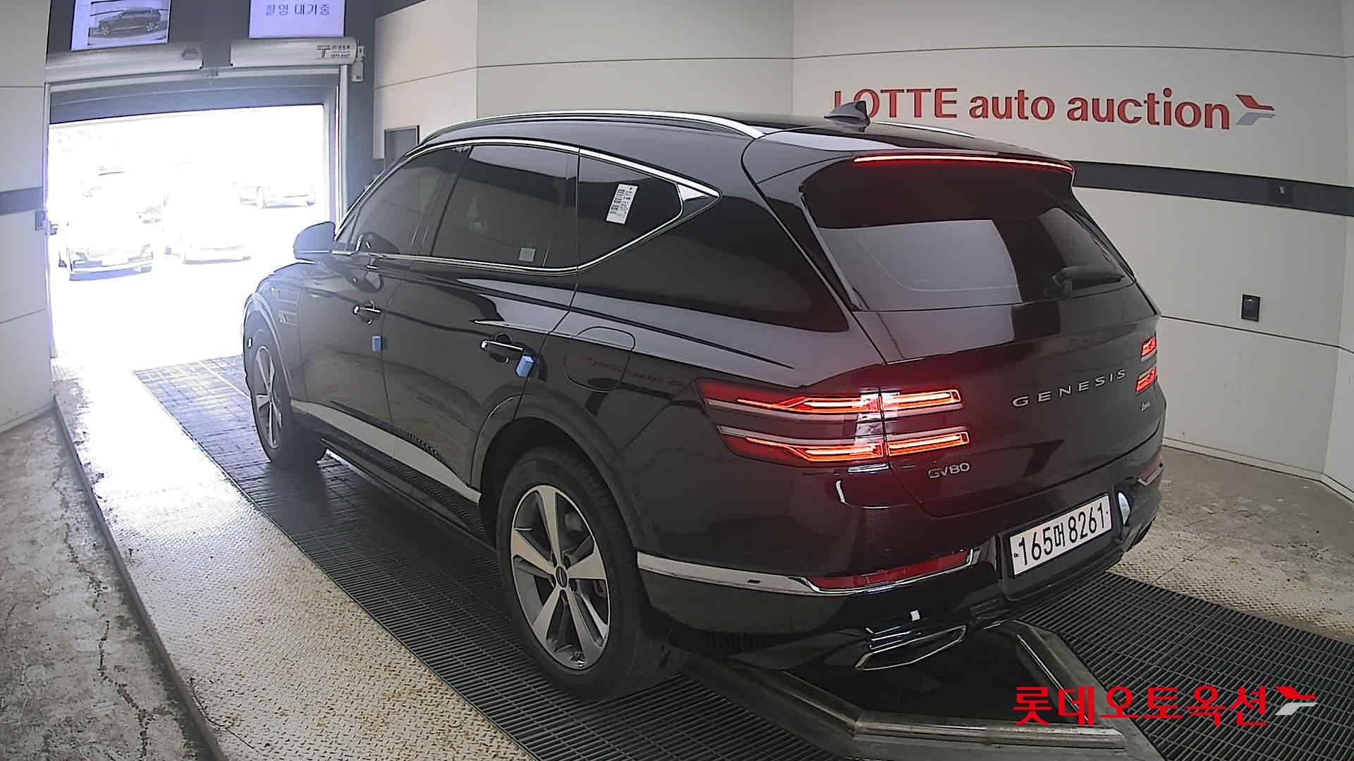2023 - genesis gv80