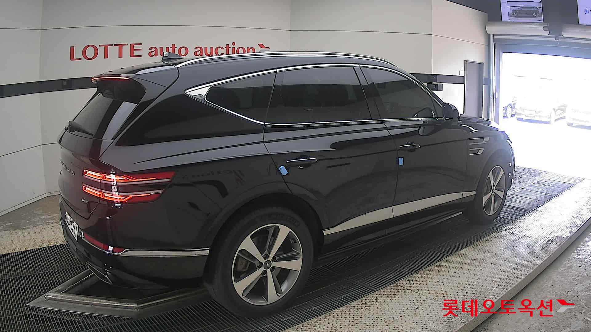 2023 - genesis gv80