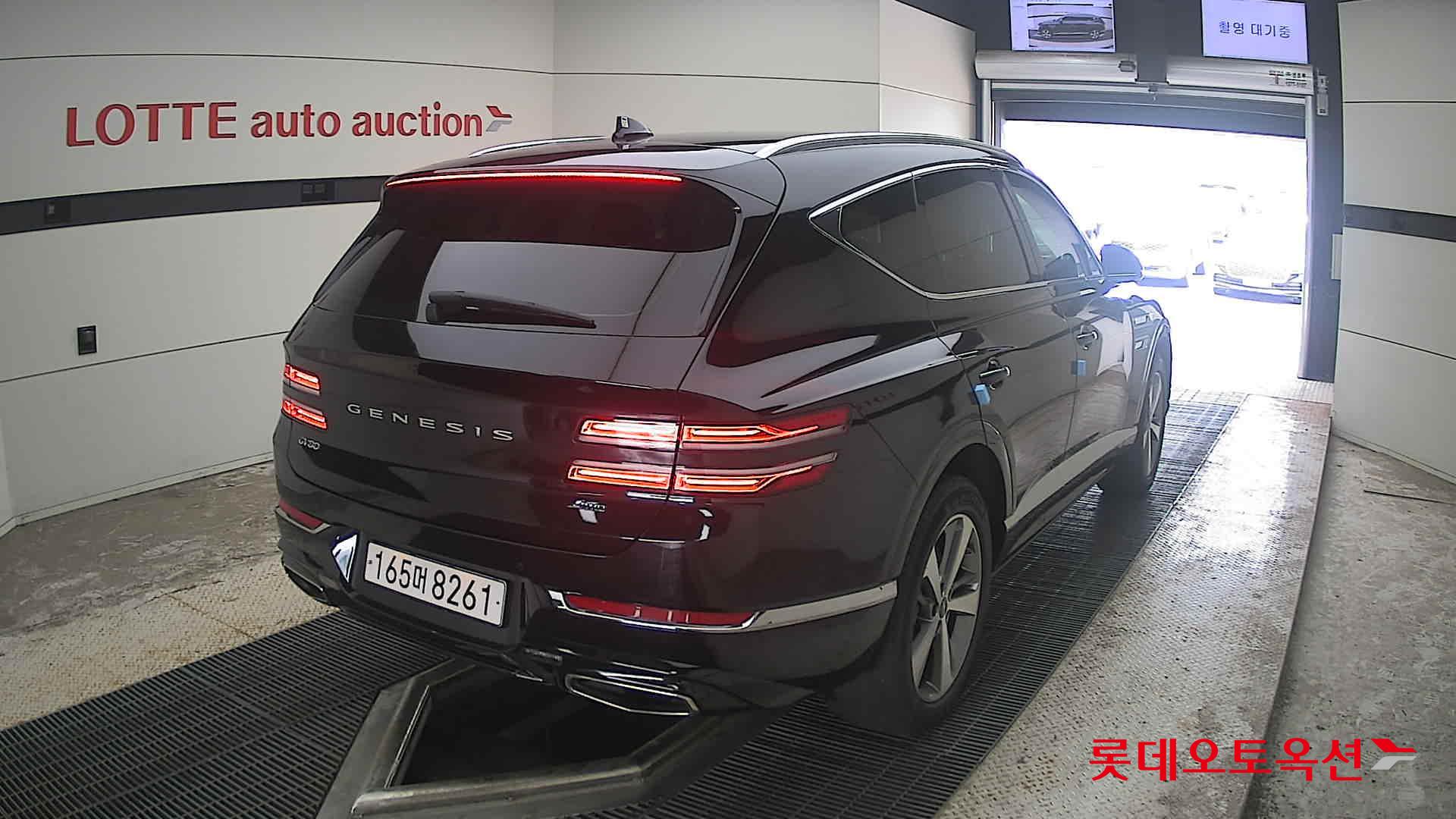 2023 - genesis gv80