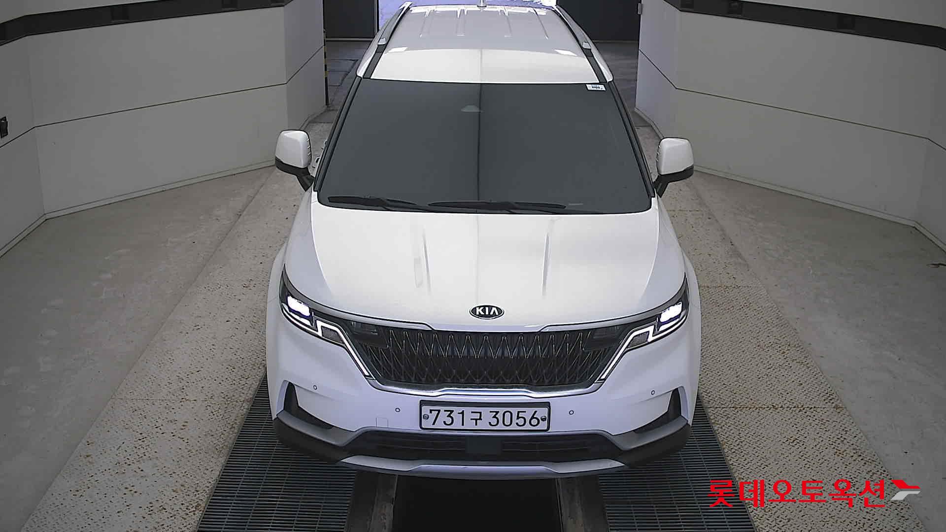 Kia Carnival id 3633665 из Кореи 8