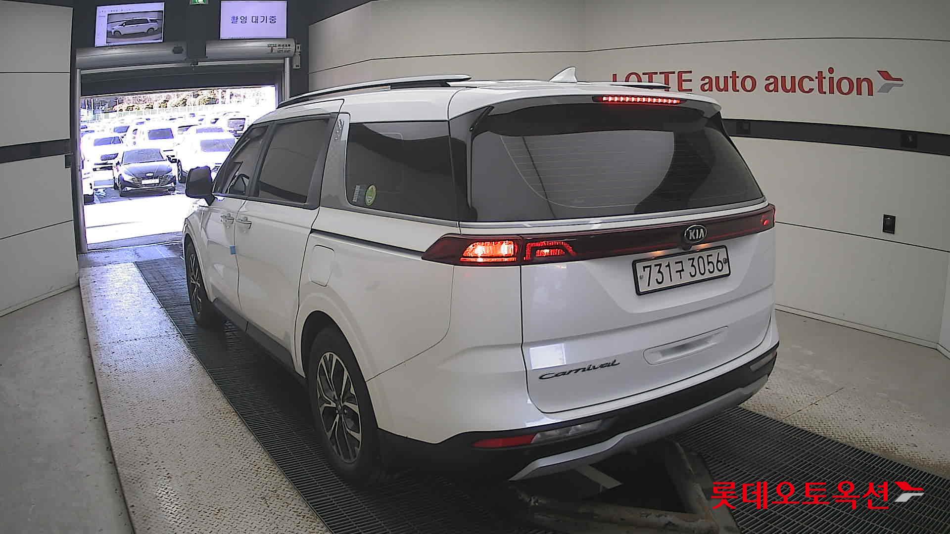 Kia Carnival id 3633665 из Кореи 9