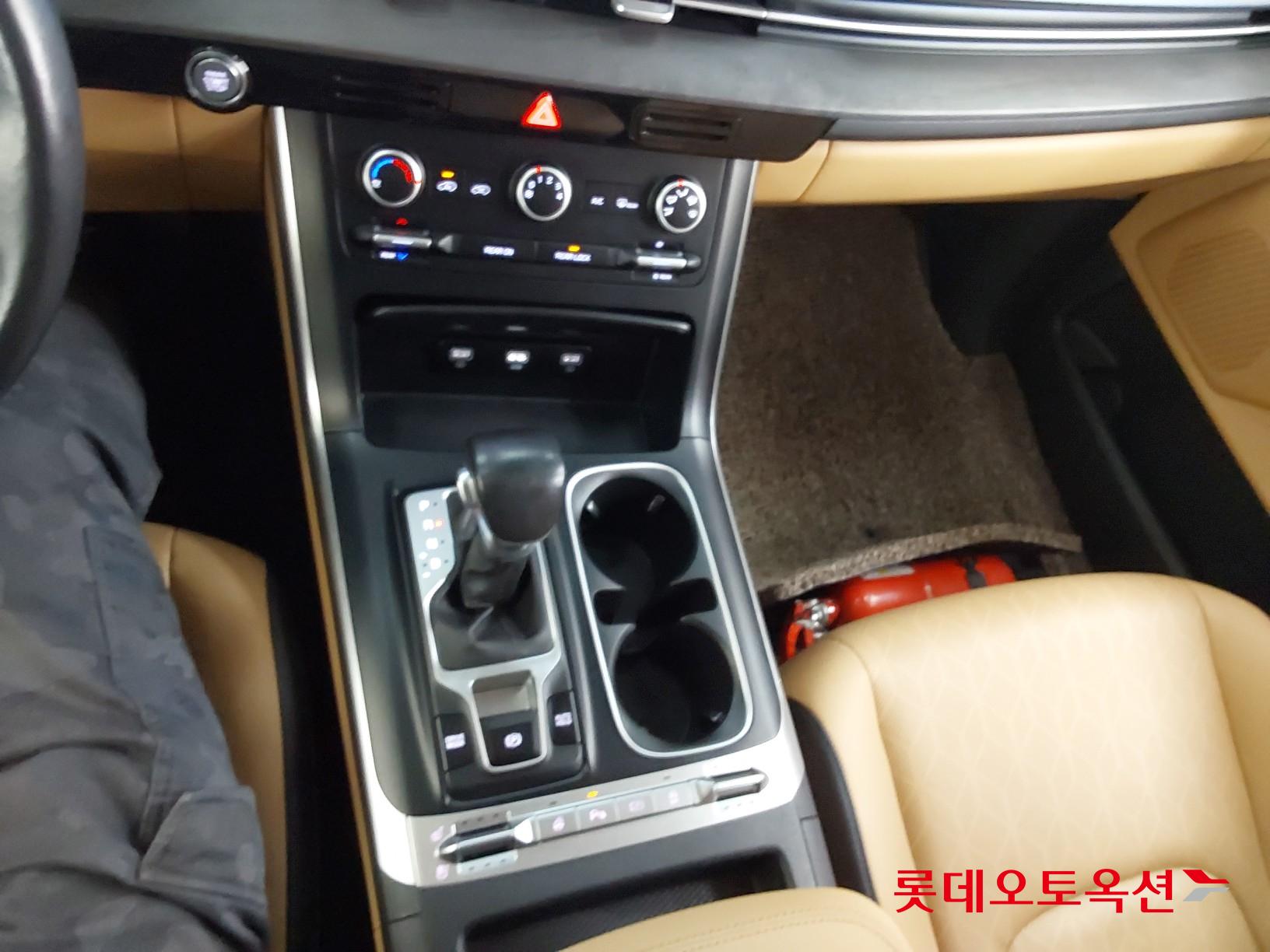 Kia Carnival id 3633665 из Кореи 34