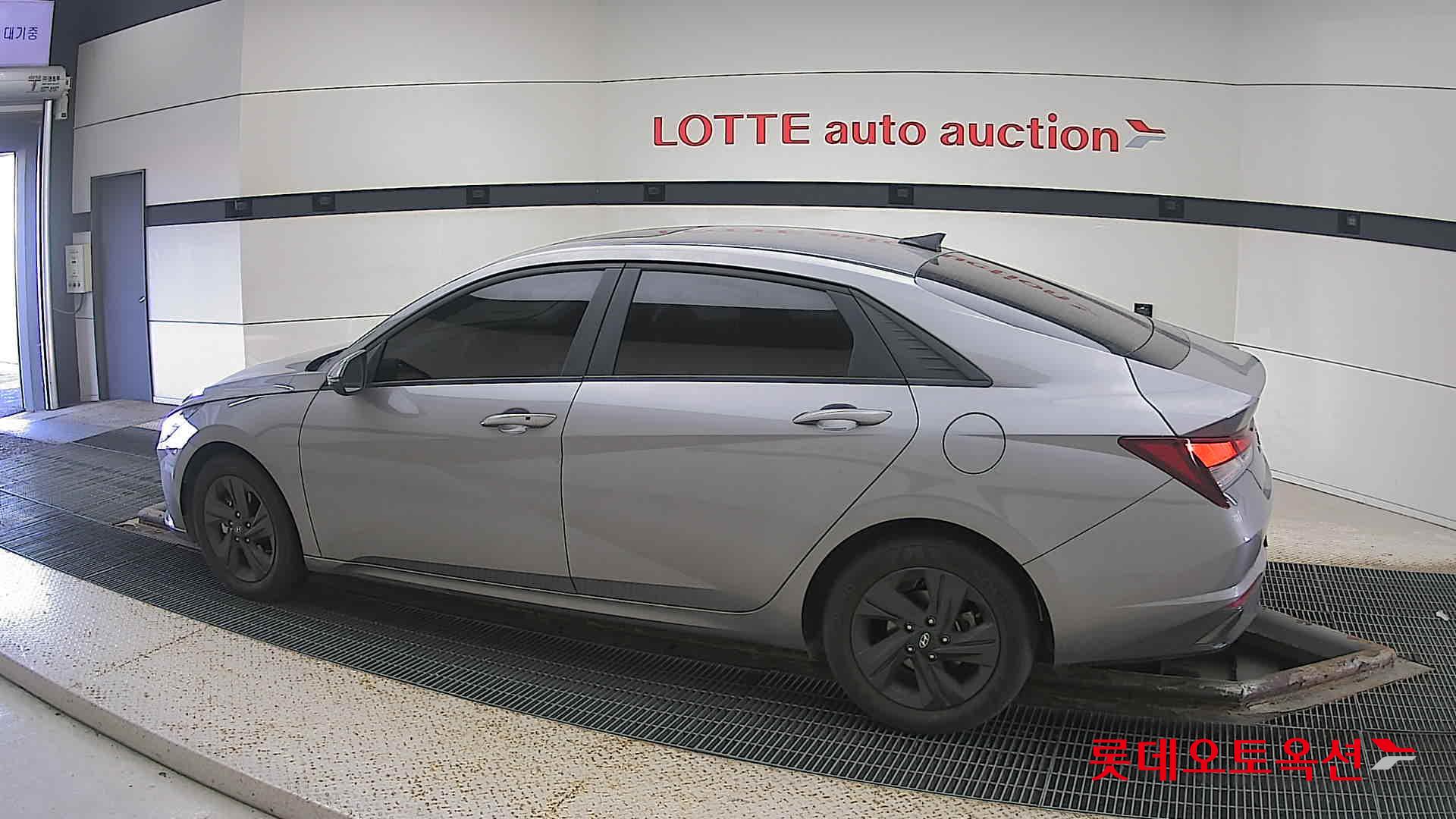 Hyundai Avante id 3633560 из Кореи 11