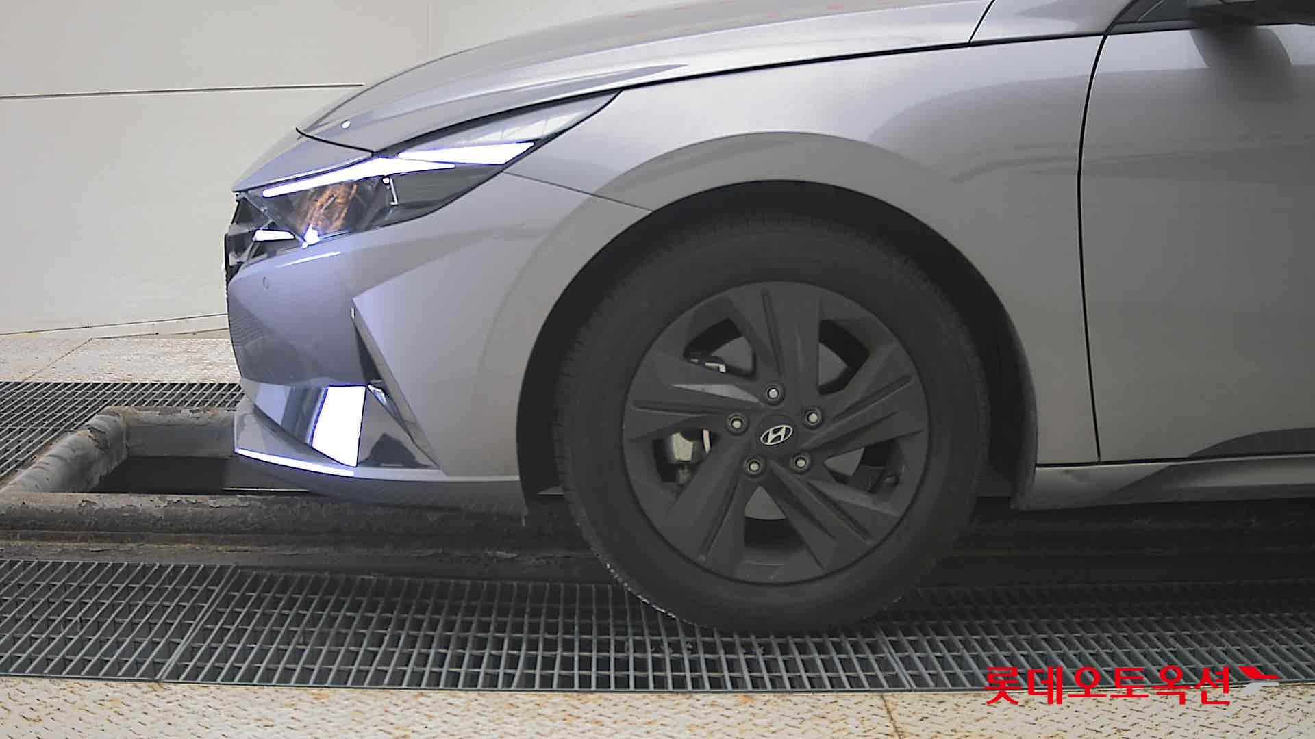 Hyundai Avante id 3633560 из Кореи 21