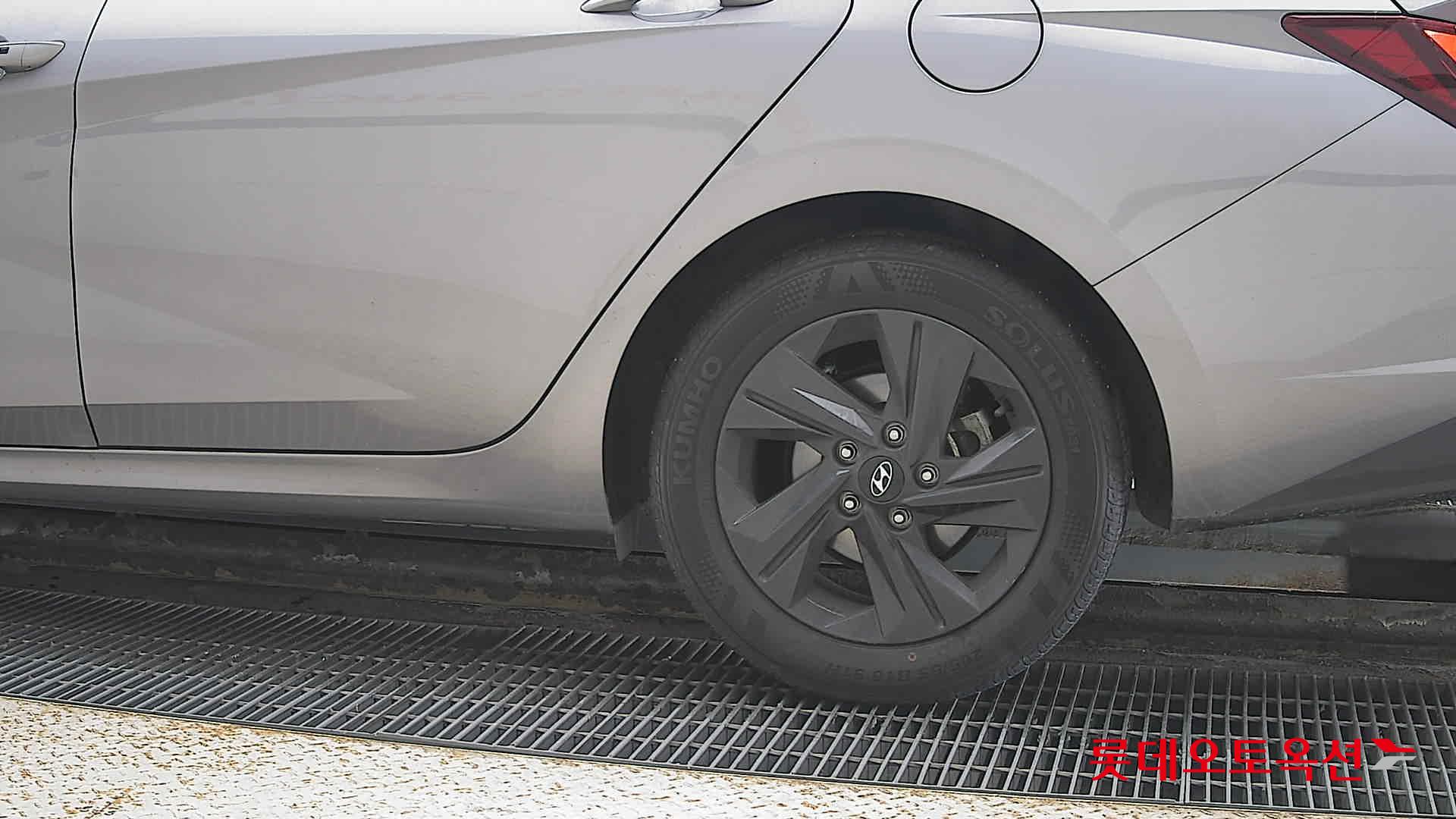 Hyundai Avante id 3633560 из Кореи 22