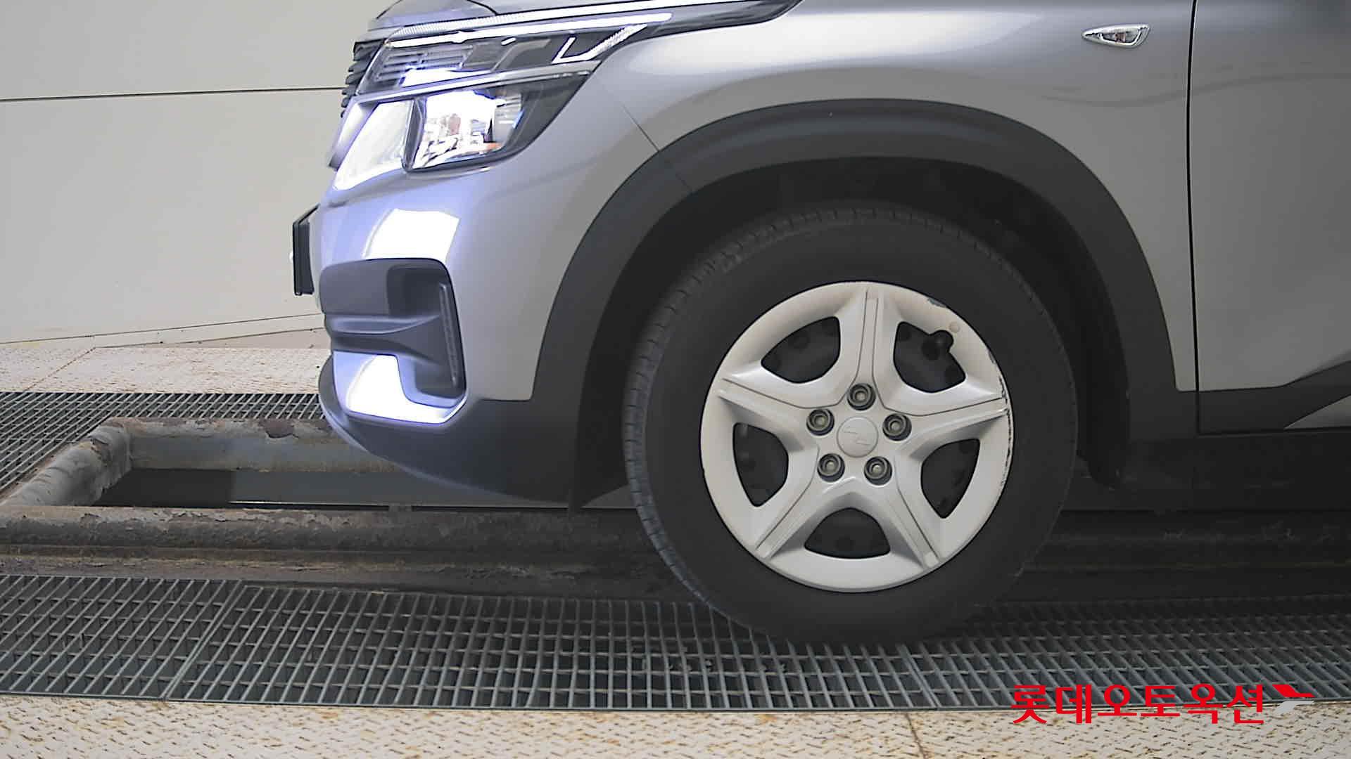 Kia Seltos id 3633621 из Кореи 21