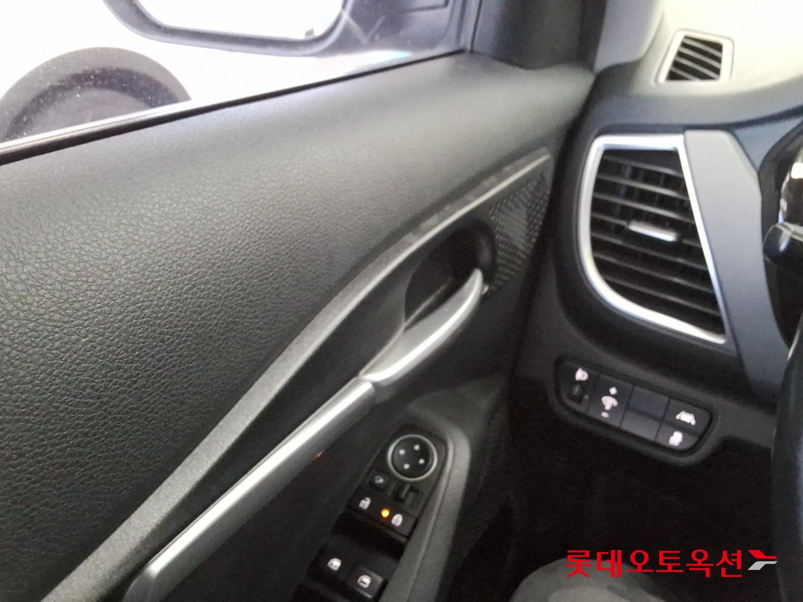 Kia Seltos id 3633621 из Кореи 28