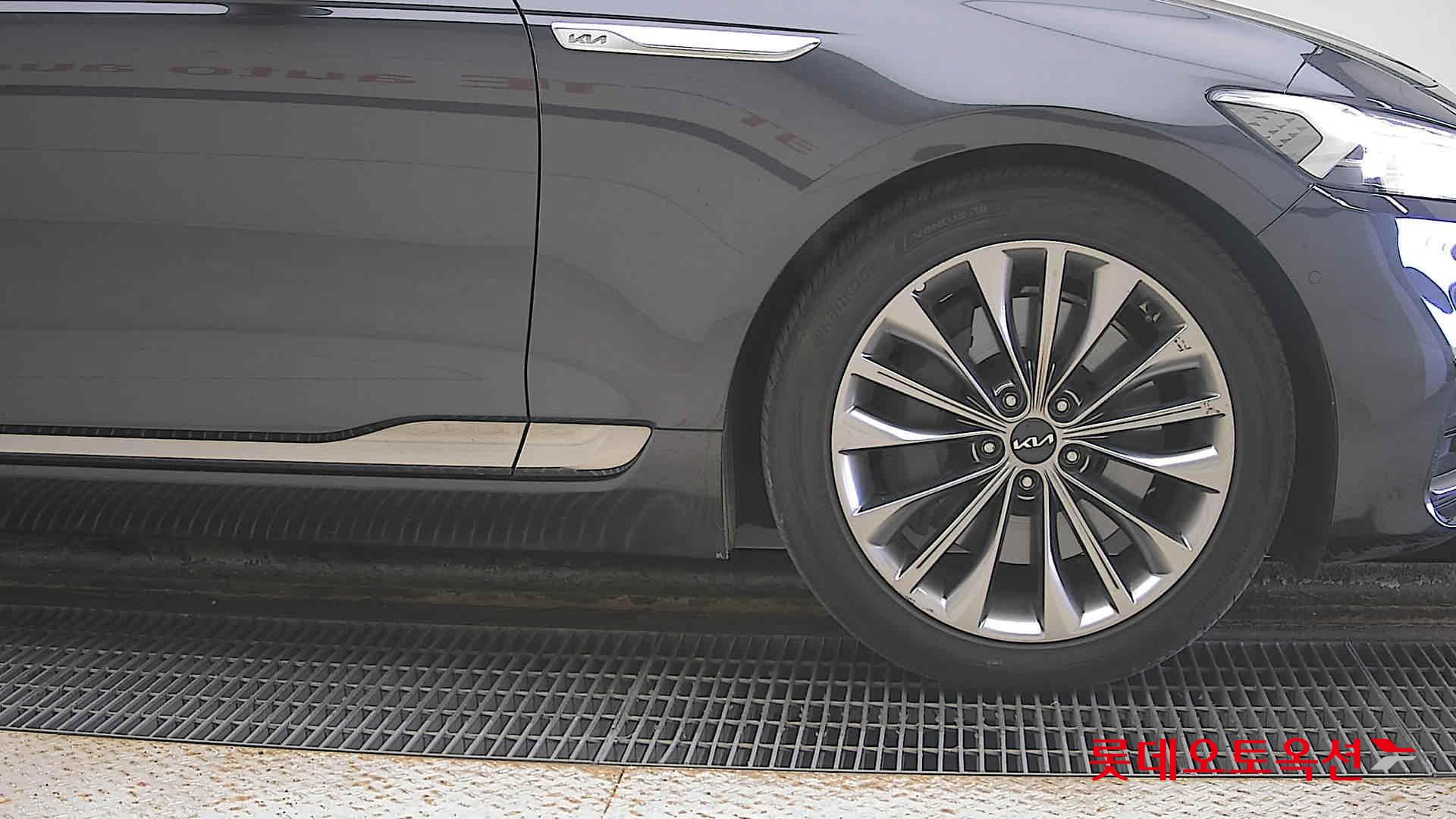 Kia K9 id 3633654 из Кореи 23