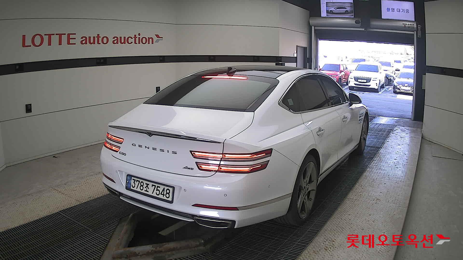 2021 - genesis g80