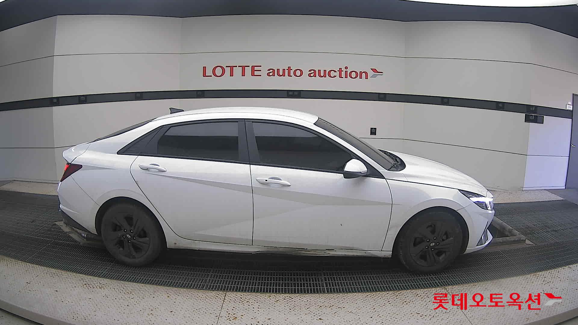 Hyundai Avante Hybrid 2023 Белый из Кореи, фото 3