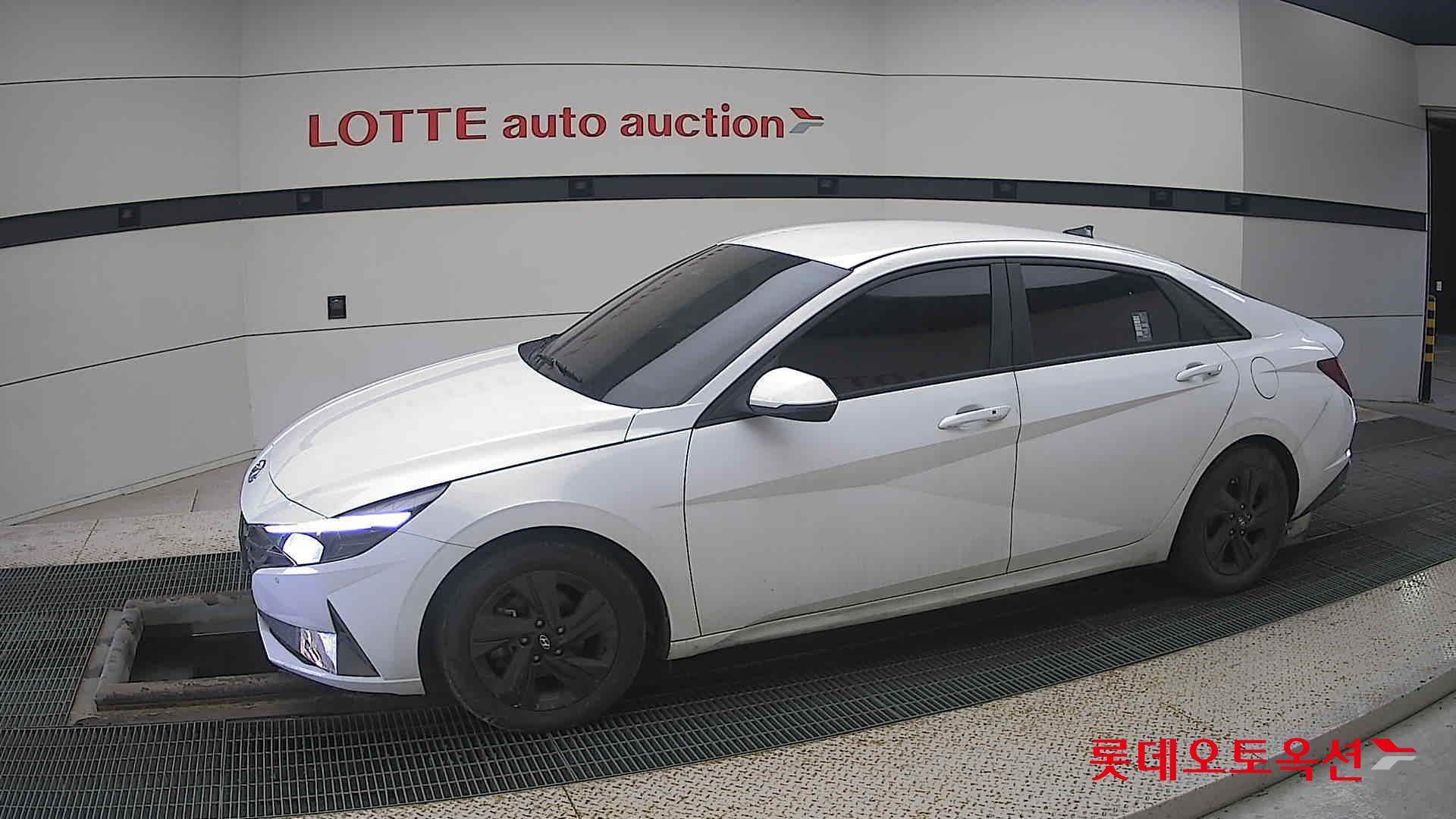 Hyundai Avante Hybrid id 3633567 из Кореи 12