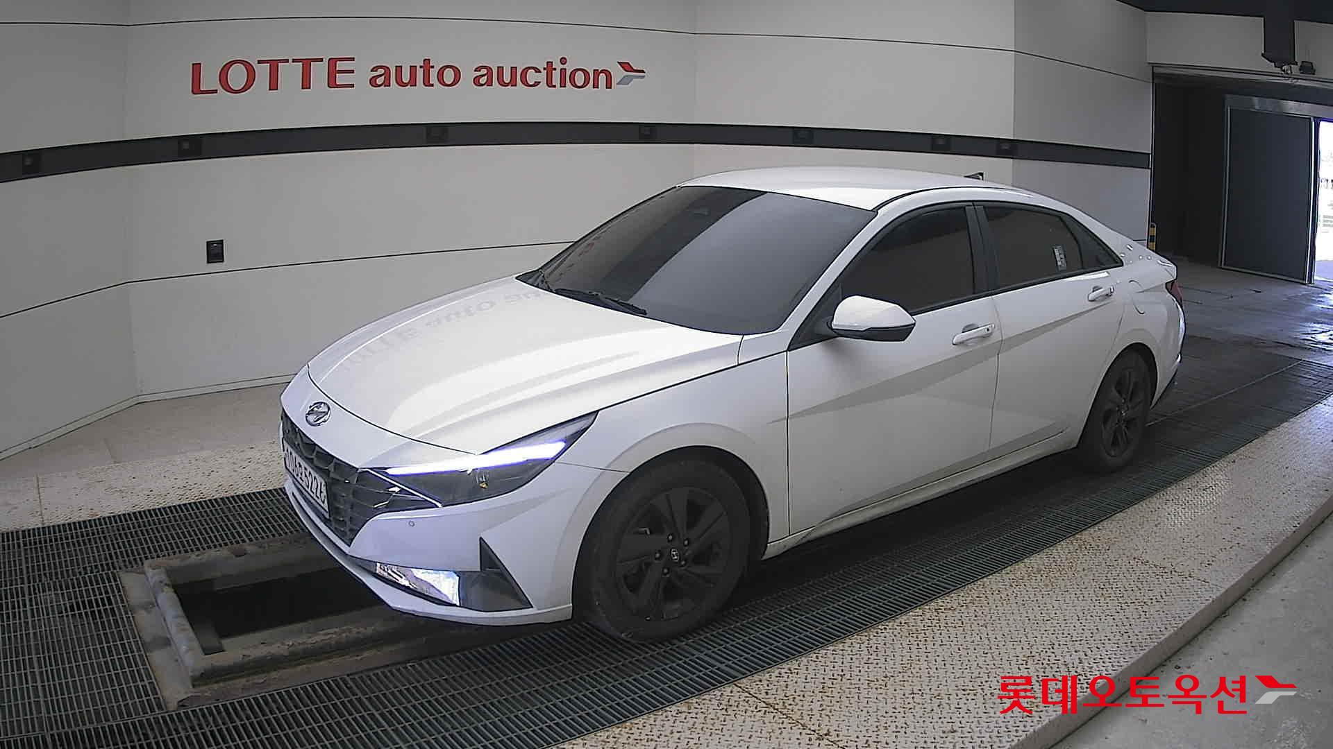 Hyundai Avante Hybrid id 3633567 из Кореи 13